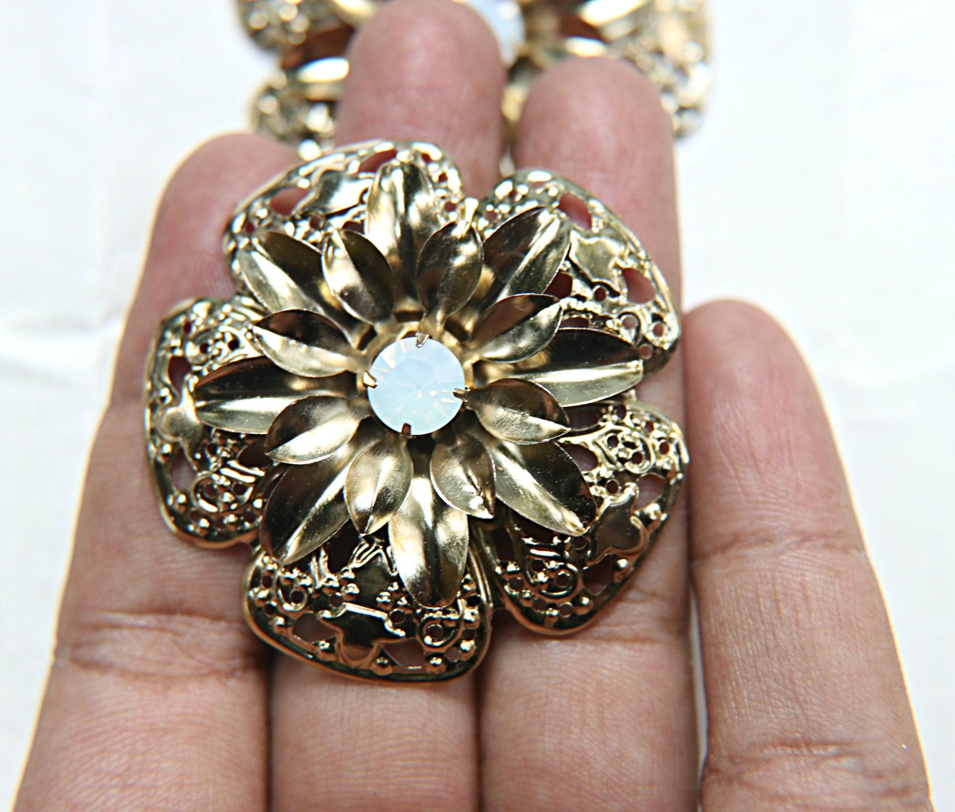 48 mm Vintage Gold Swarovski White Opal Flat Back Embellishment, Flower Centers, DIY, Hair Bow Supplies 1/2/6 Pieces wedding decorations