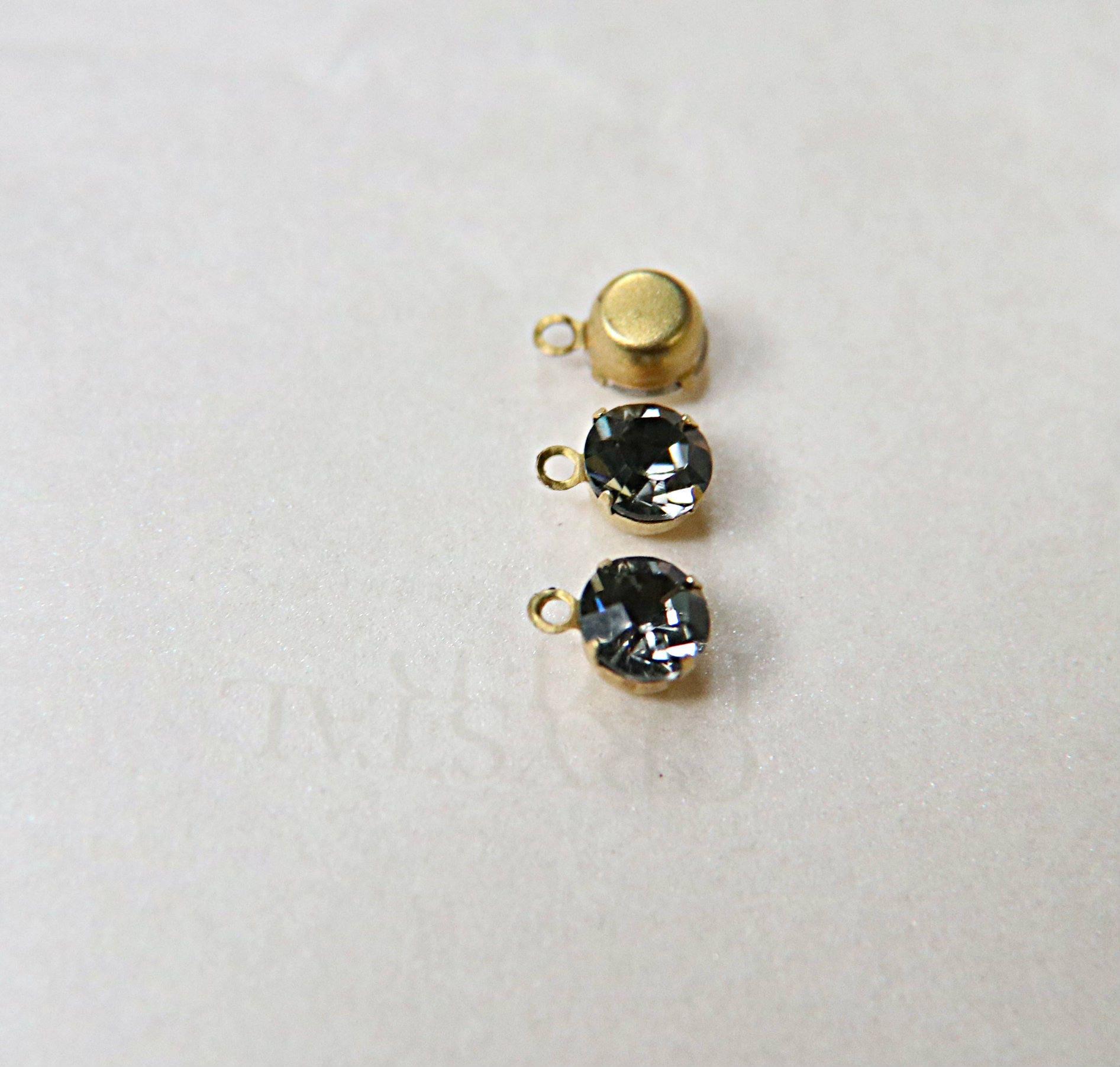 Swarovski 6mm Round setting drop one loop in Black Diamond (215) 28ss 12/24/100/500 Pieces jewelry supplies in Brass/Vintage Black vintage