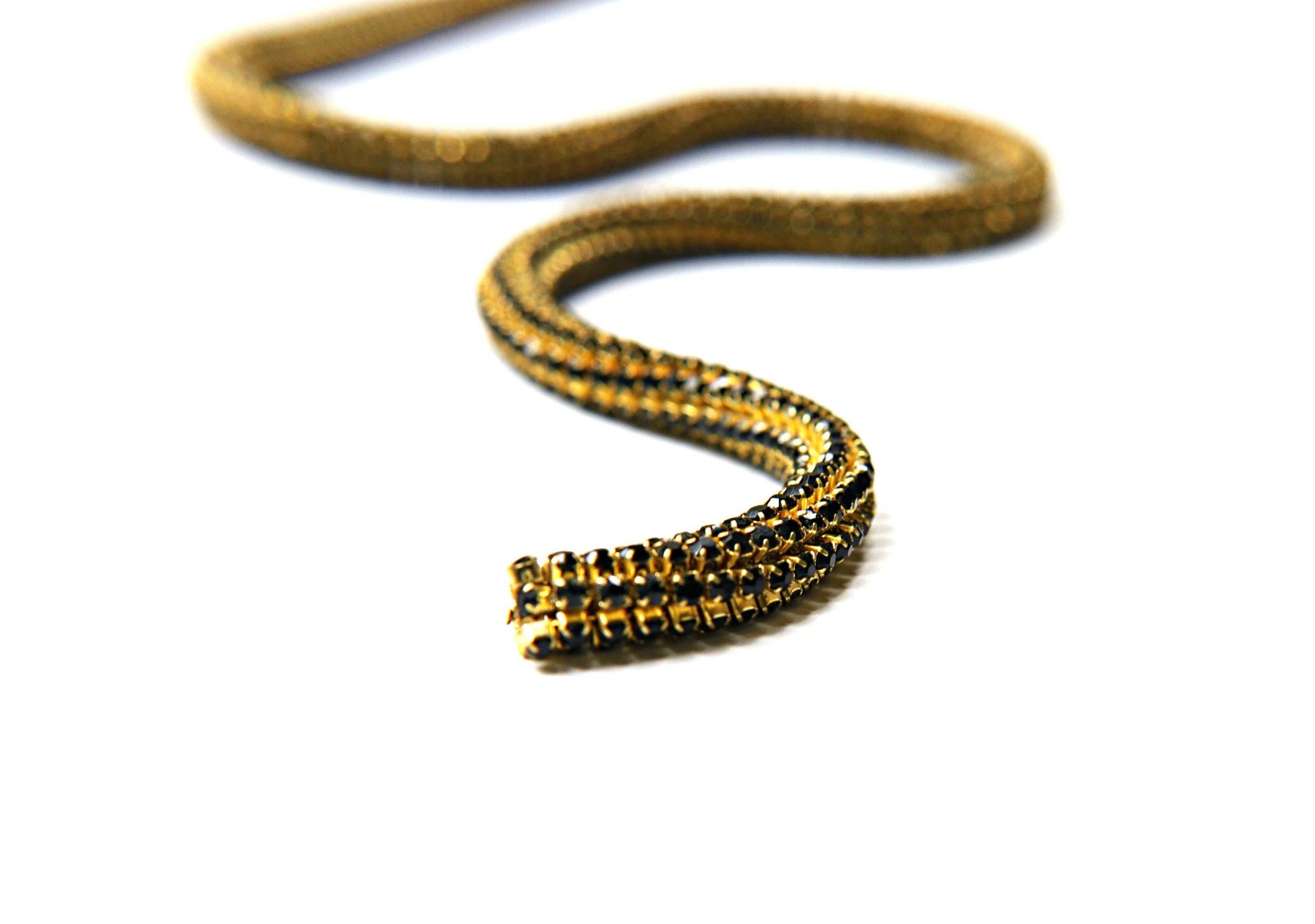 Vintage Round Black Rhinestone lace in brass 6mm thick for embellishments/Jewellery/couture inside (Hole 3mm)