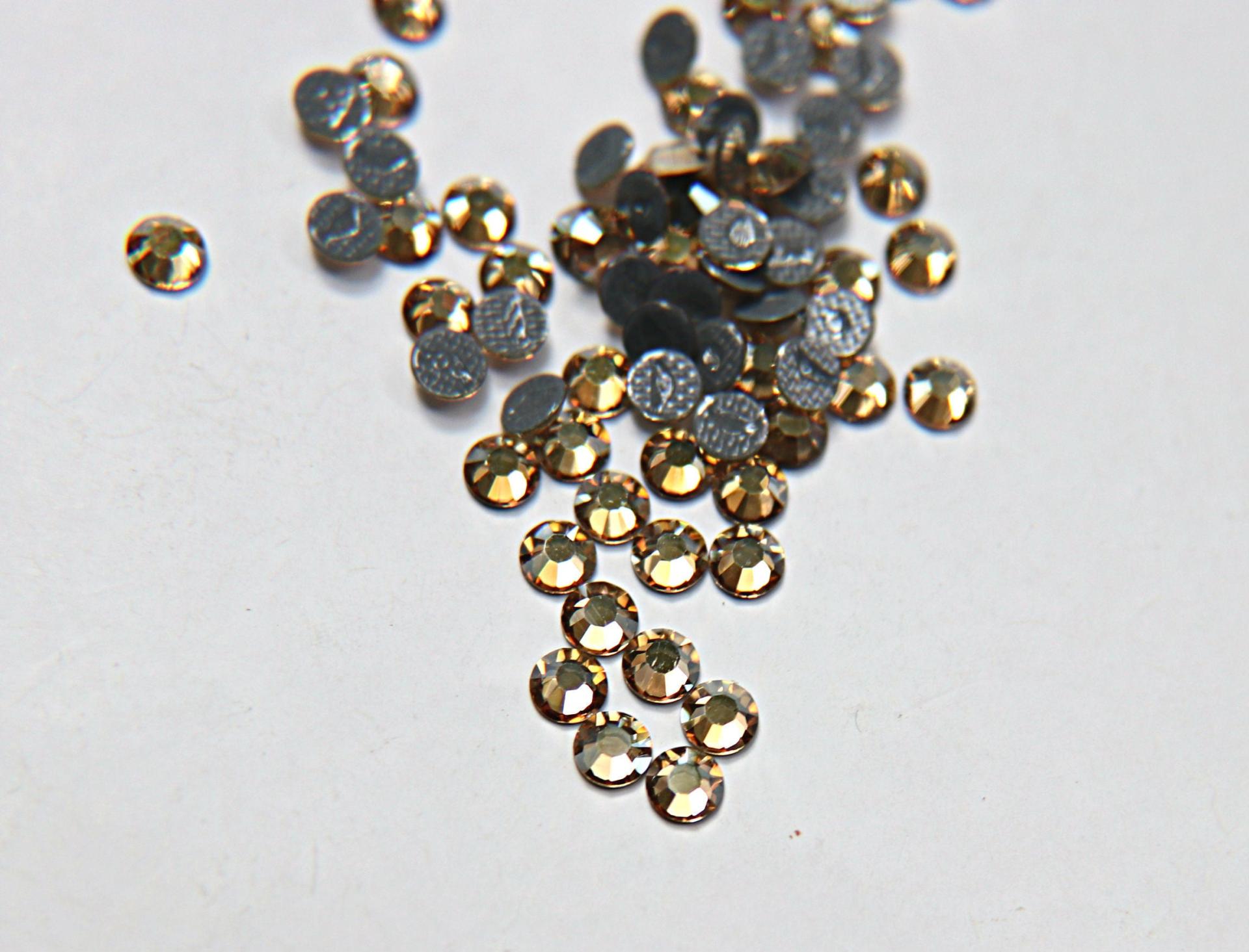 16SS Swarovski Flatbacks Hotfix in Crystal Golden Shadow Chaton Roses (4mm) Made in Austria 36/72/288/720 Pieces