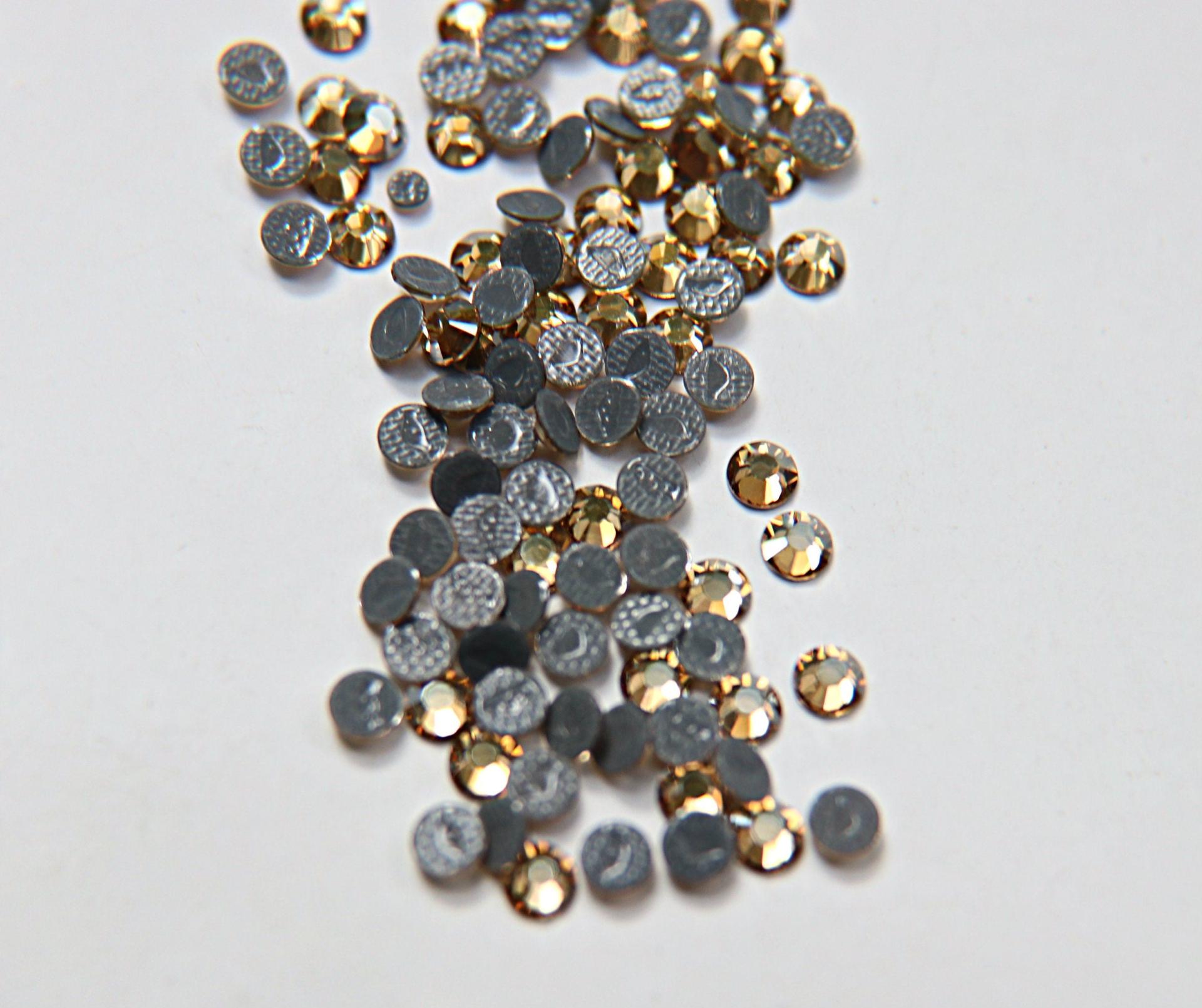 16SS Swarovski Flatbacks Hotfix in Crystal Golden Shadow Chaton Roses (4mm) Made in Austria 36/72/288/720 Pieces