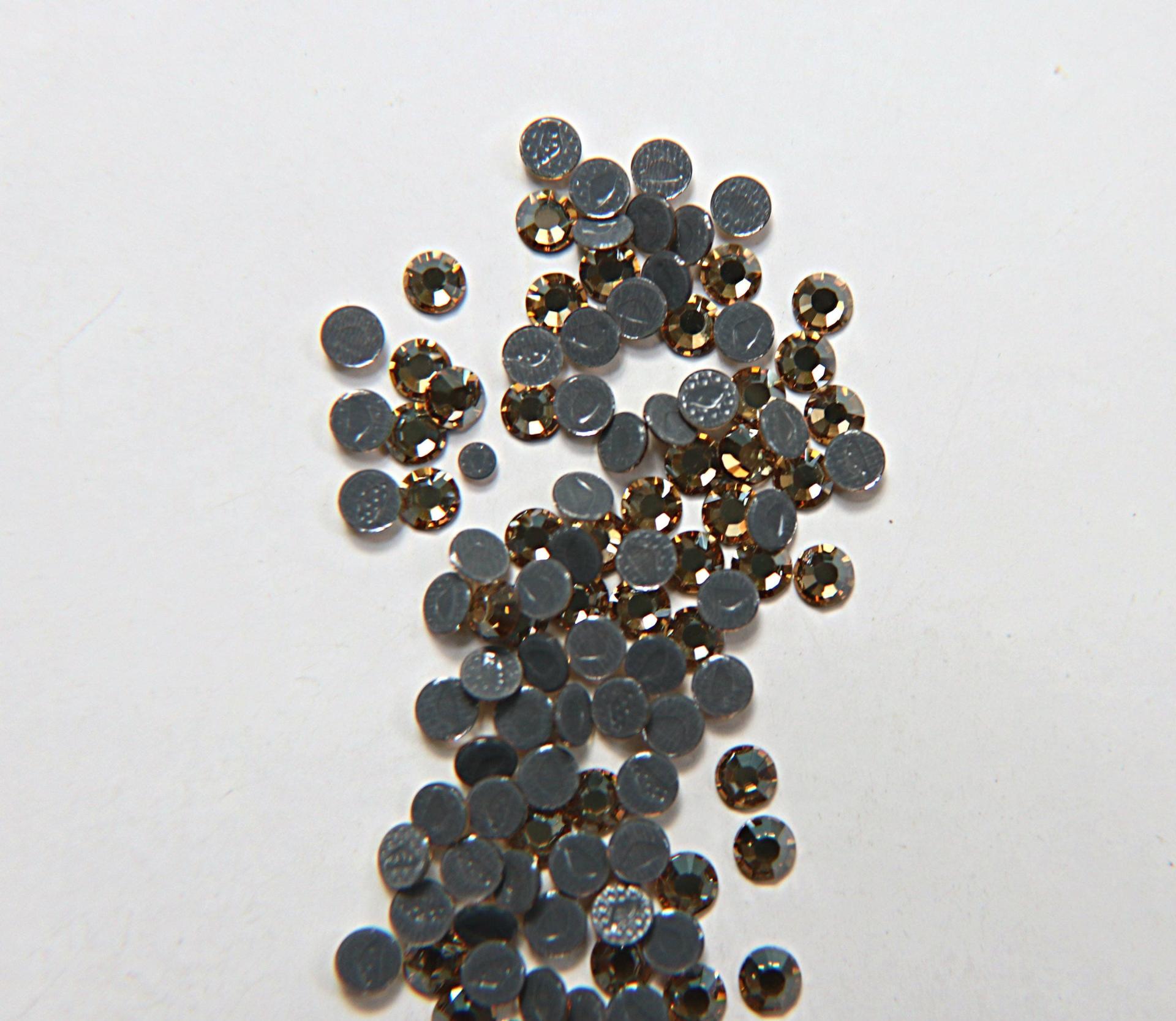 16SS Swarovski Flatbacks Hotfix in Crystal Golden Shadow Chaton Roses (4mm) Made in Austria 36/72/288/720 Pieces