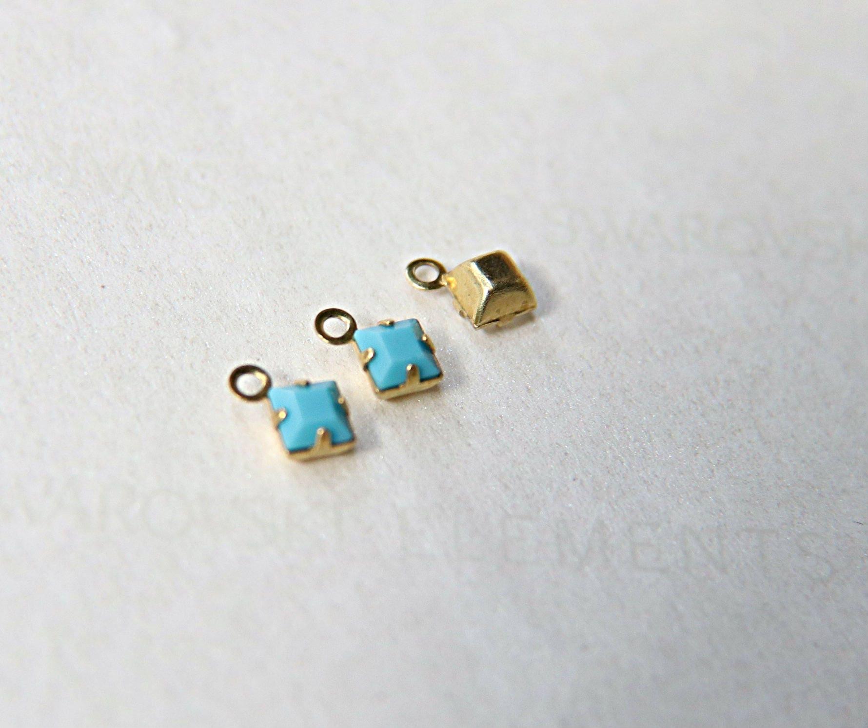 Swarovski 4mm fancy stone square setting drop one loop in Turquoise (267) 6/12/36/144/720 Pieces jewelry supplies in Brass/Vintage Black