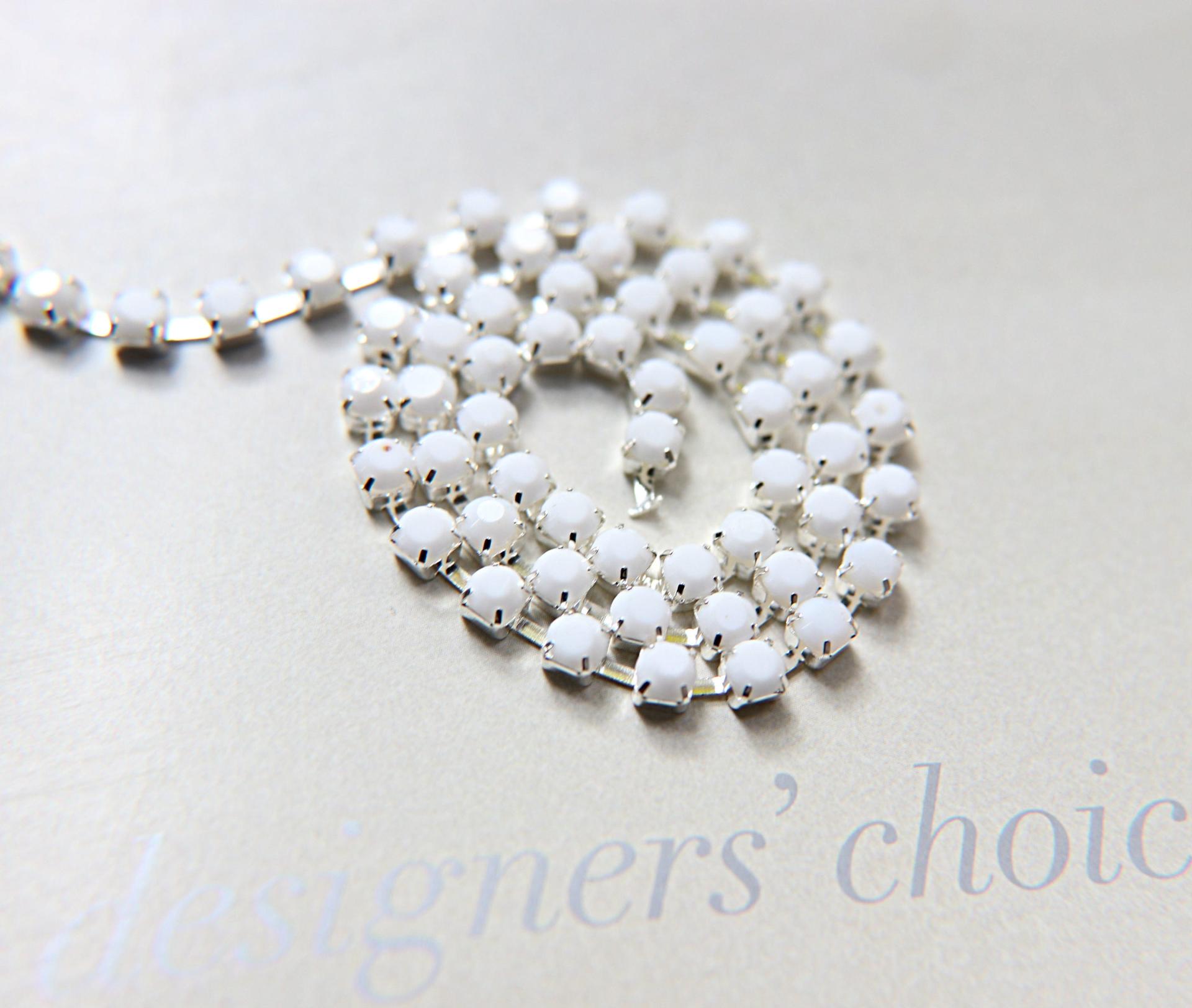 16 SS Rhinestone Chain Vintage Glass Pressed Chatons Chalk White Opaque Silver Plated (4mm) 1/2/5/15 Meters Wedding |Decoration