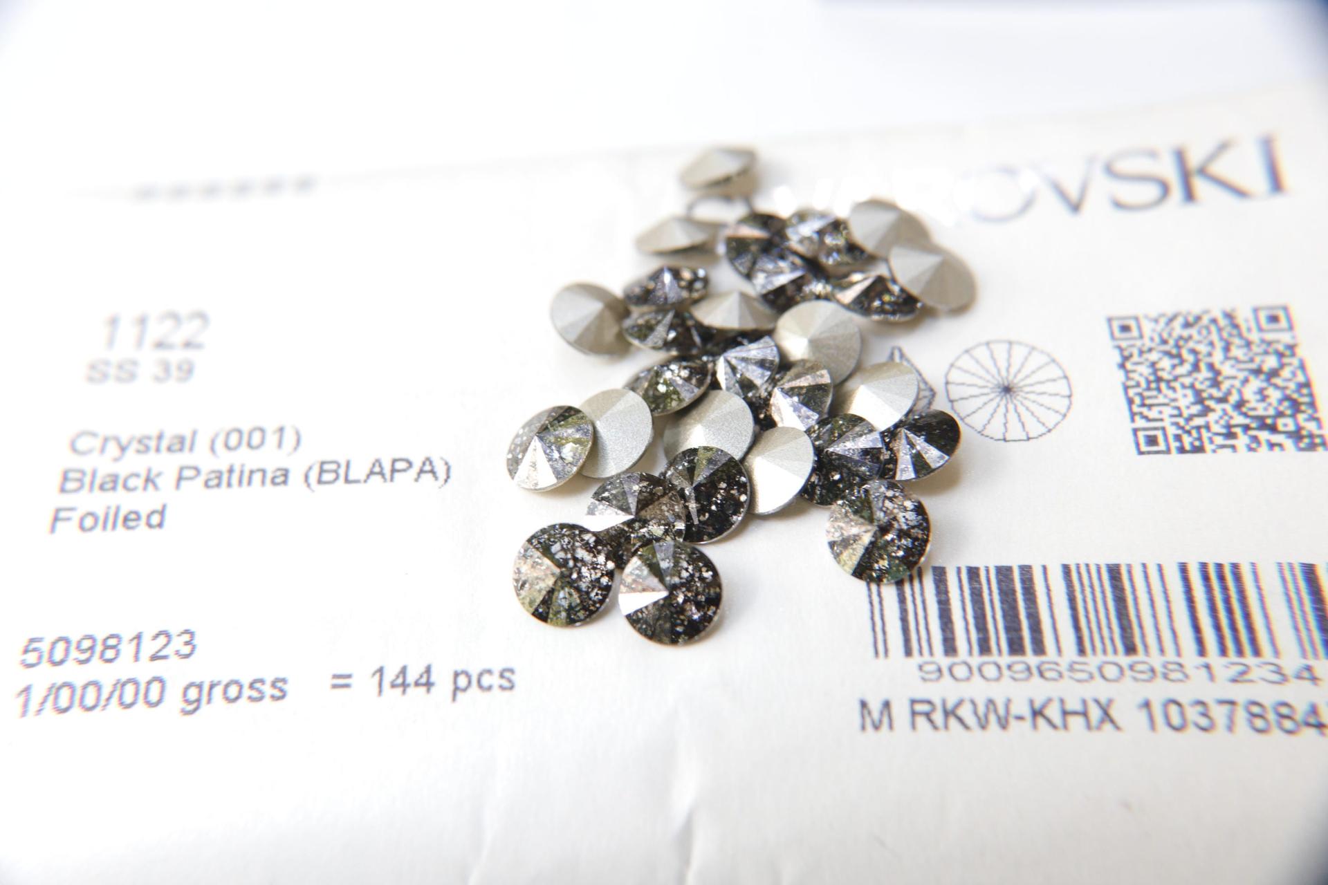 8 mm Swarovski 1122 Rivoli Crystal Foiled in 13 Colours 6/12/72/144 Pieces (39 ss) jewelry findings, PREMIUM MATERIALS