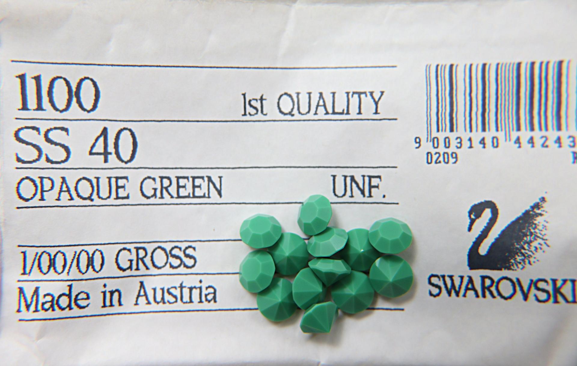 Swarovski 40ss Chaton Round Opaque Green #1100 6/12/24/100/300 Pieces Vinatge Swarovski, Jewelry making, premium materials, embellishments