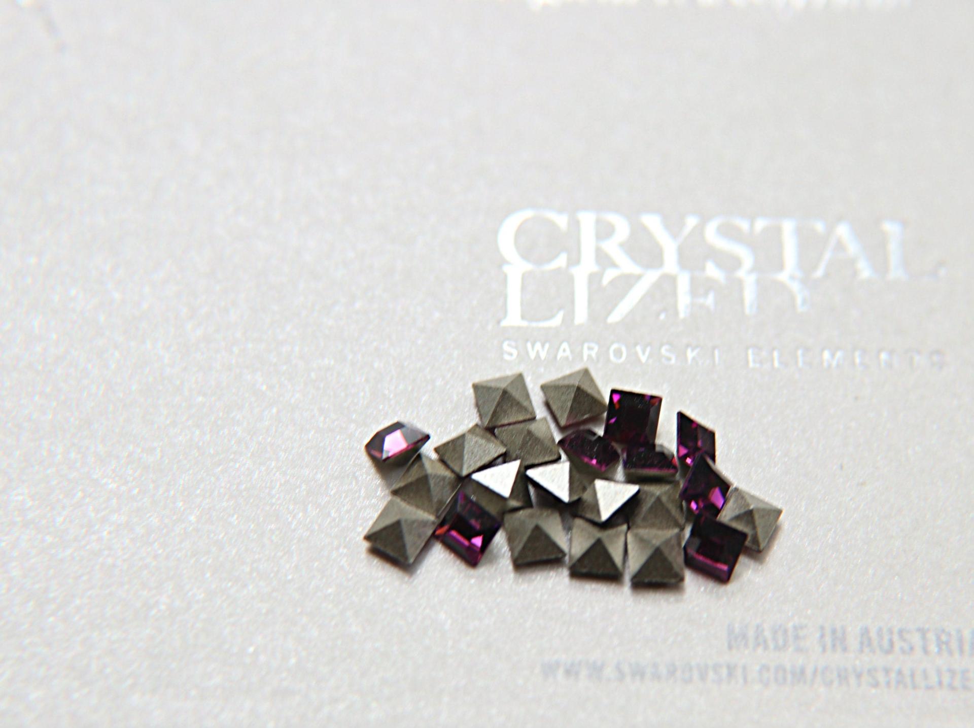 4/8 mm Swarovski #4428 Square Fancy Stone Amethyst 6/36/72/144 Pieces (204)