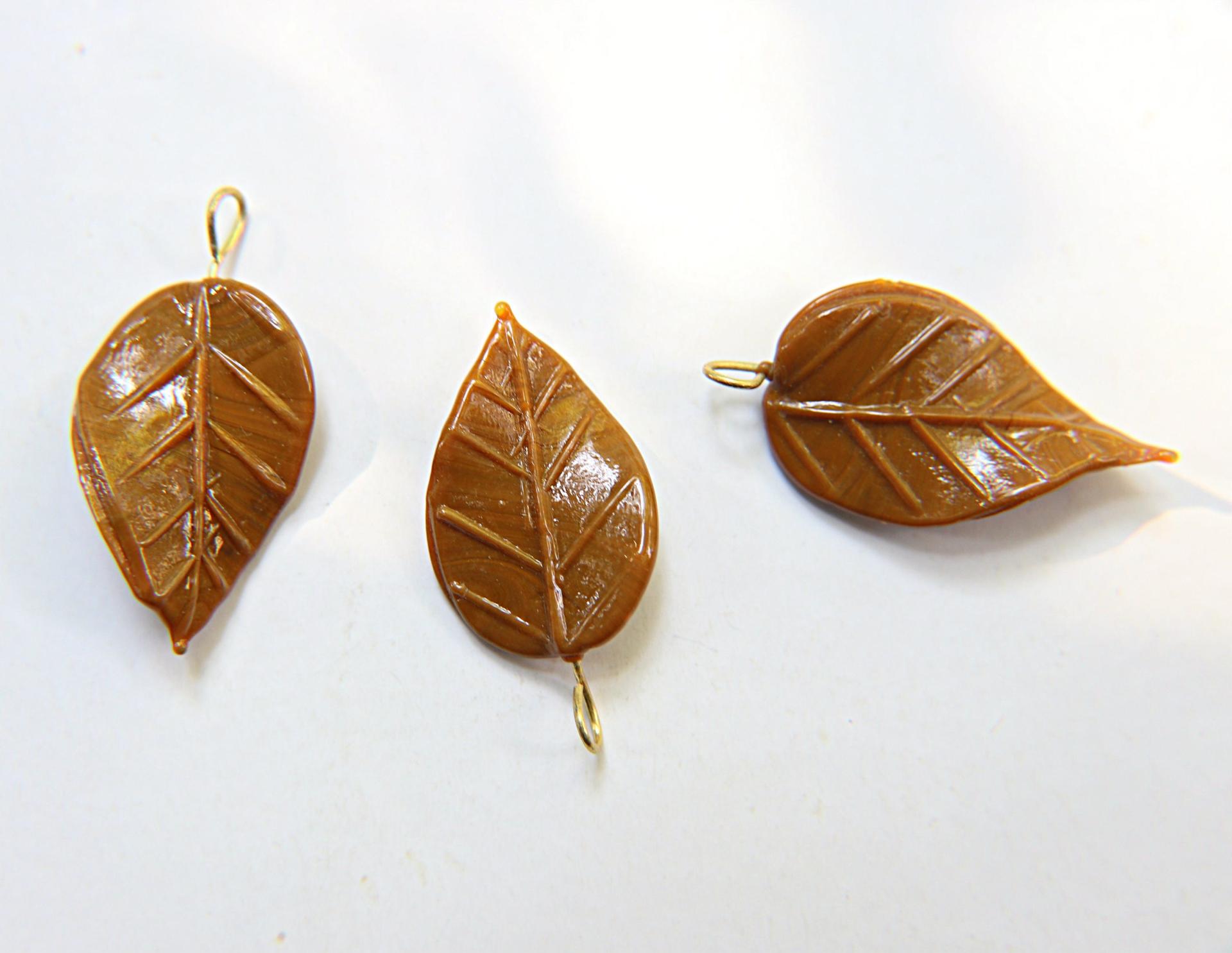 6 Iridescent Dried leaves Glass Leaf Drop Beads With Embedded Loop 35 x 17 MM