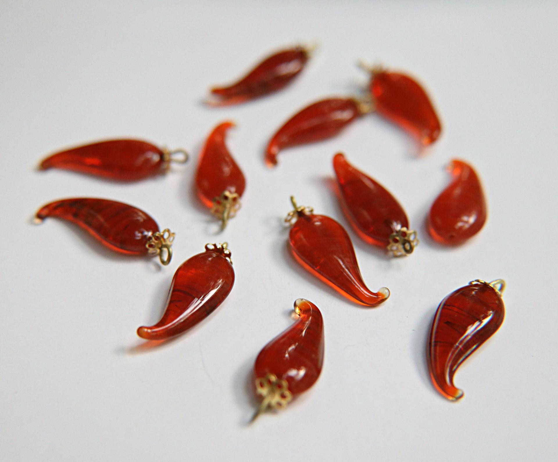 Vintage styled Chili Handmade Dangle in glass 25 mm long in Opal Saddle Brown (6 pieces)