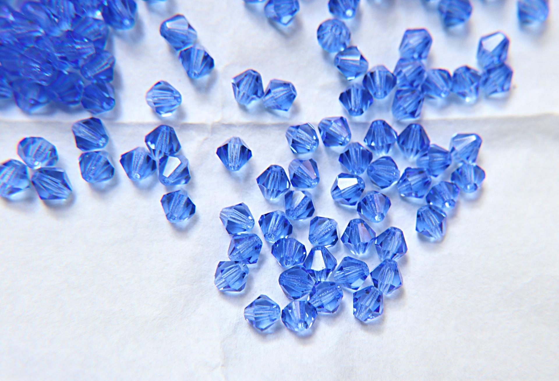 6mm Sapphire Preciosa Bicone 20 Gross (2880 Pieces) Pieces Jewelry making beads Made in Czech Republic PREMIUM MATERIALS