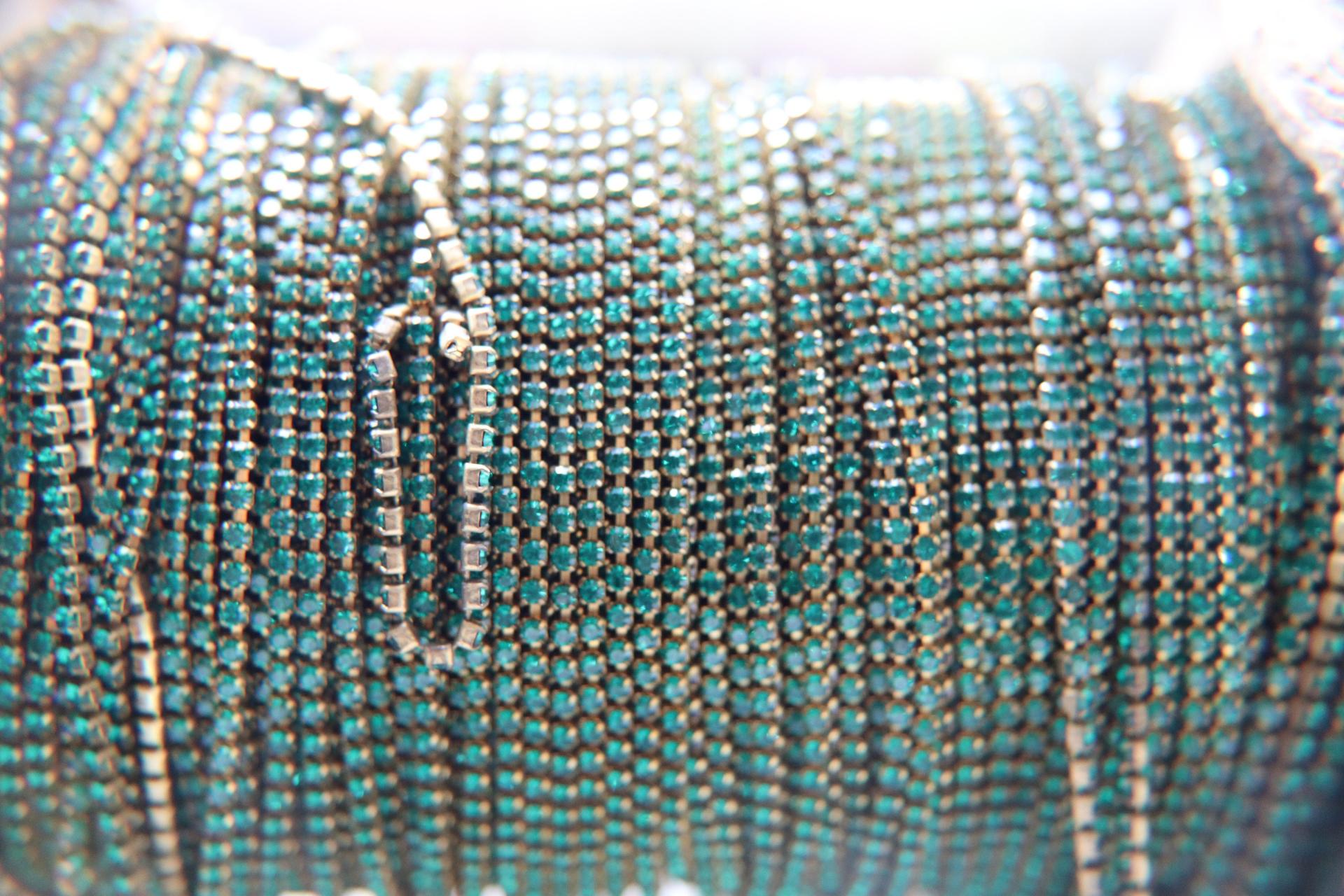 14pp Swarovski Vintage Chain in Emerald (2mm) 0.5/1/2/5/15 Meters Brass Settings