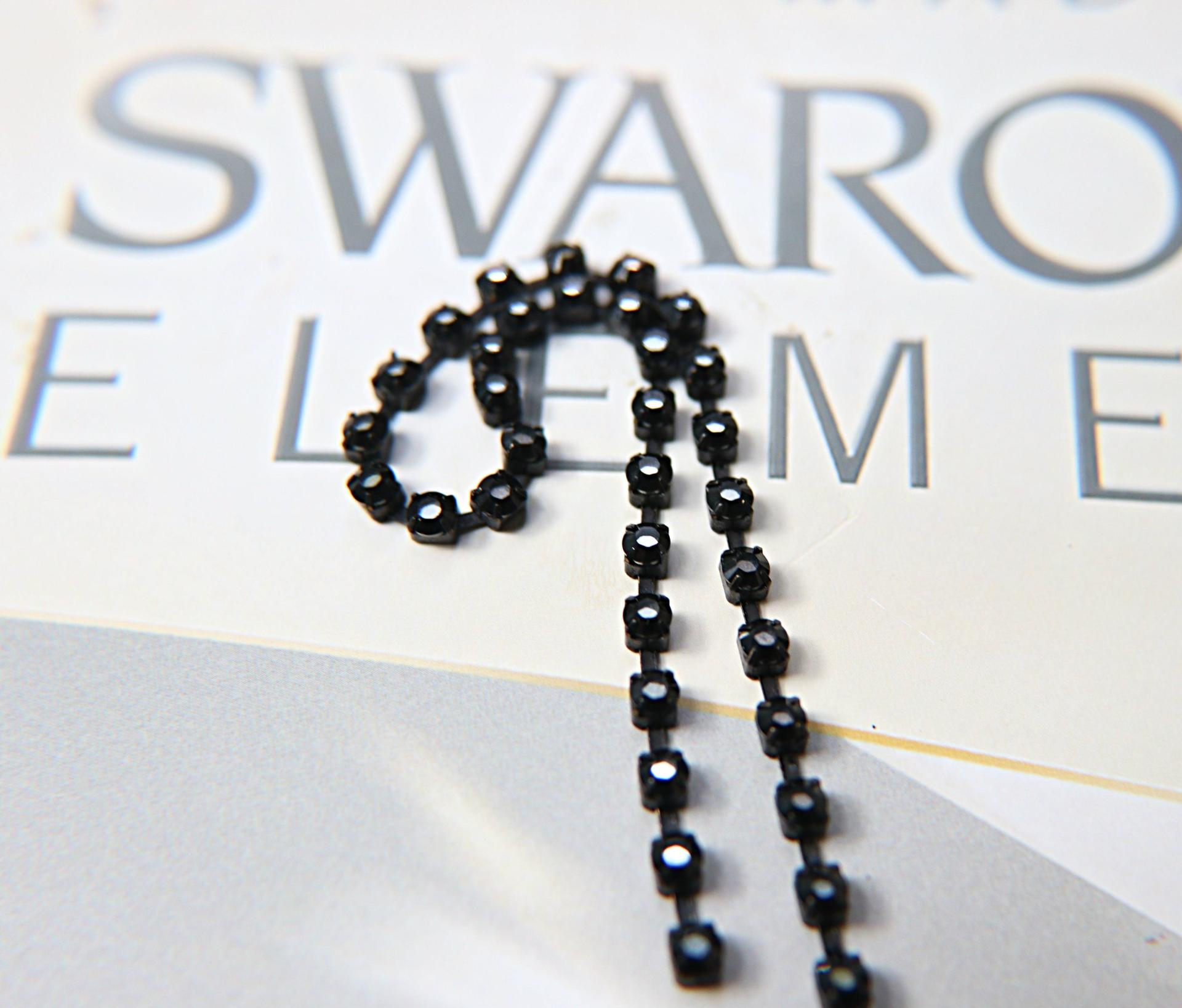 16ss Swarovski 2088 Chain in Flat Back Rare Cosmojet (4mm) 0.5/1/2/5 Meters Vintage Black Settings, decorations, craft supplies, designer