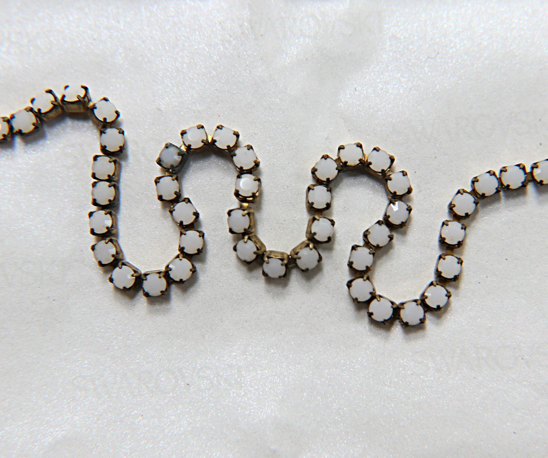 12SS Swarovski Vintage Rhinestone Chain White Alabaster (281) 3mm 0.5/1/2/5 Meters wedding decorations, strass chains
