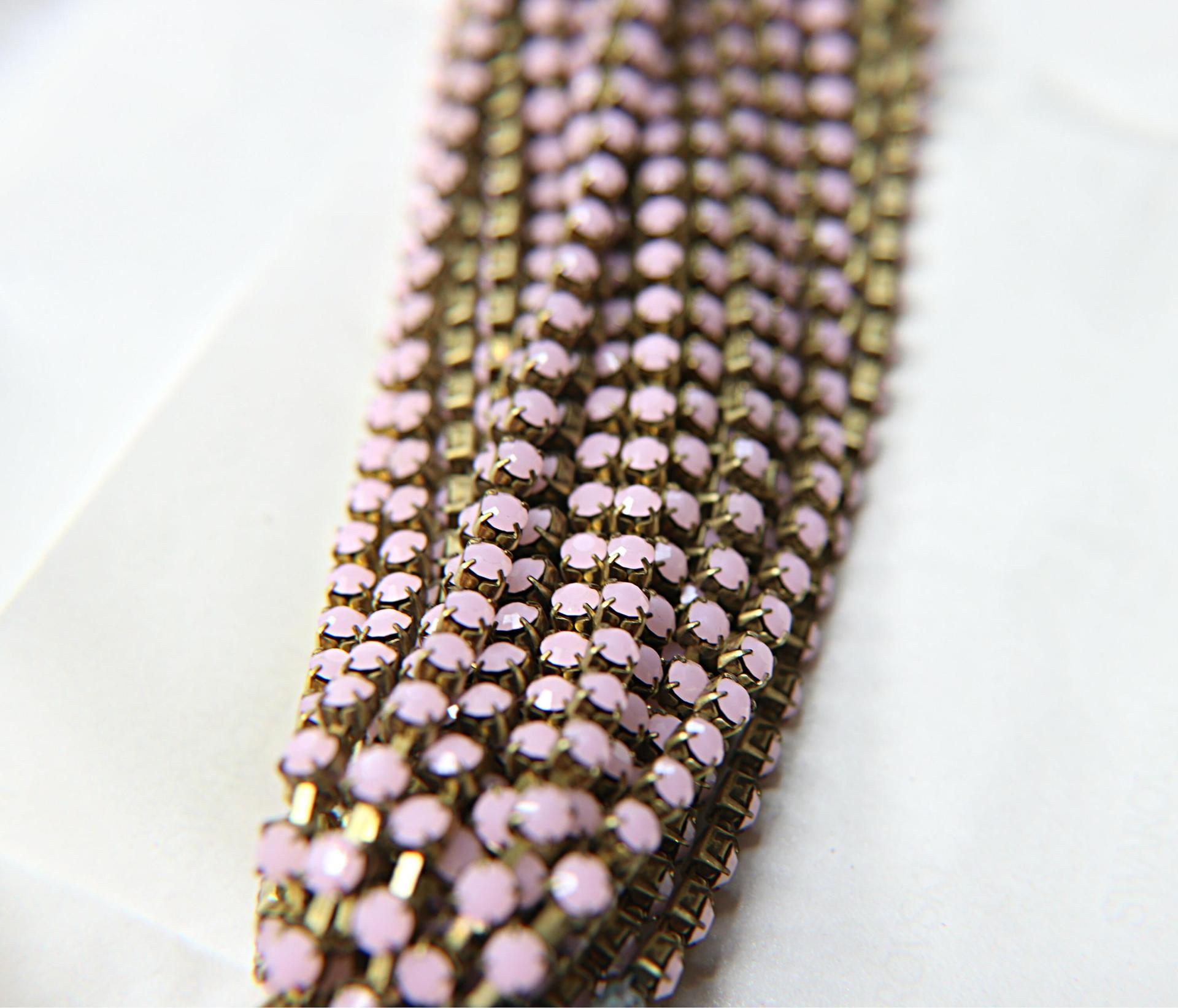 16SS Rhinestone Chain Swarovski in Rose Alabaster (293) 4mm 0.5/1/2/5/15 Meters jewelry making, embroidery materials, vintage findings, lace