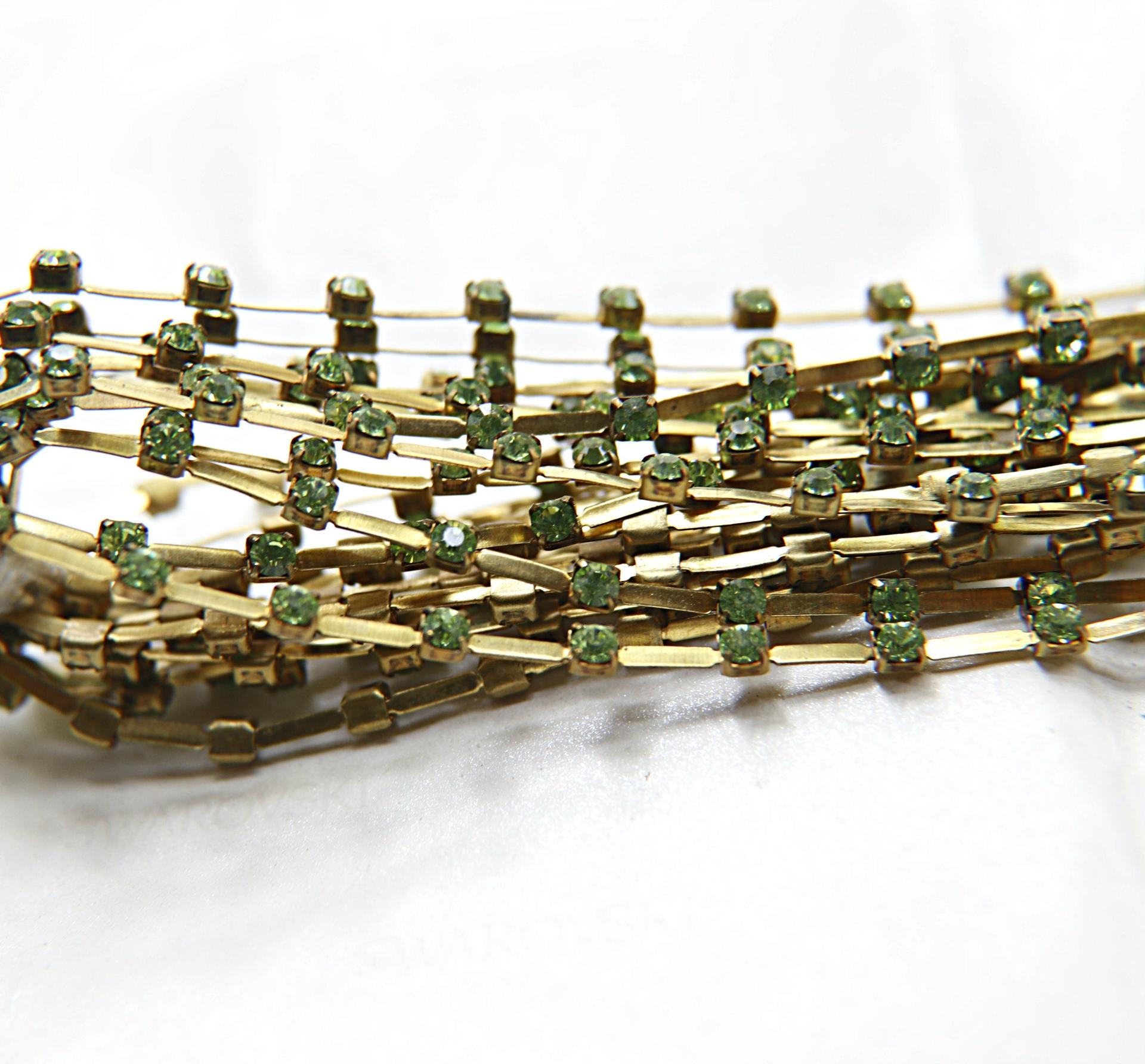 12 SS Vintage Fancy Rhinestone Chain Swarovski in Peridot 3mm 0.5/1/2/5 Meters