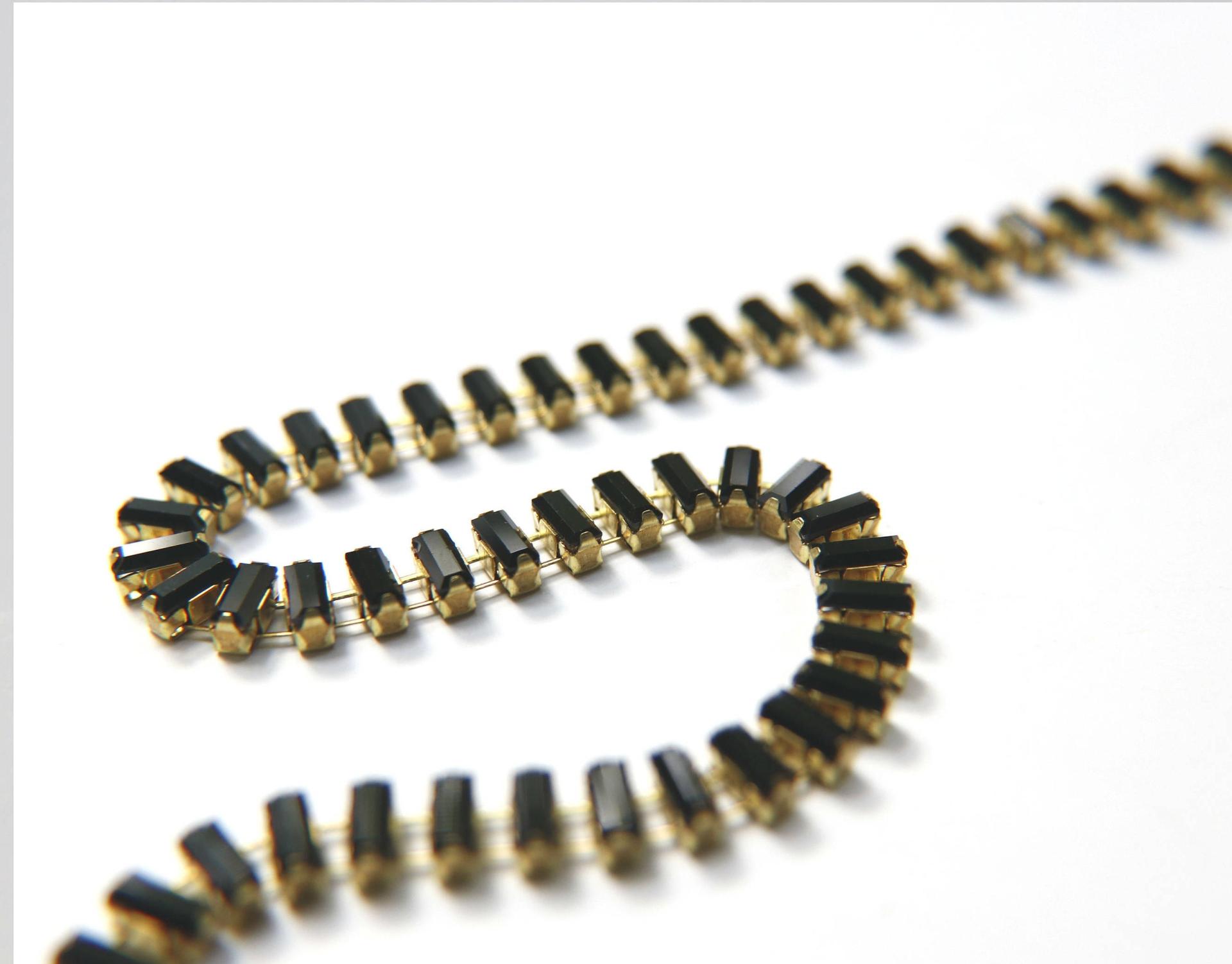 Swarovski Snake Baguette chain 7x3 mm in JET (280) settings in Brass 0.5/1/2 Meters Wedding Bridal Supplies|Jewelry Making|Decoration