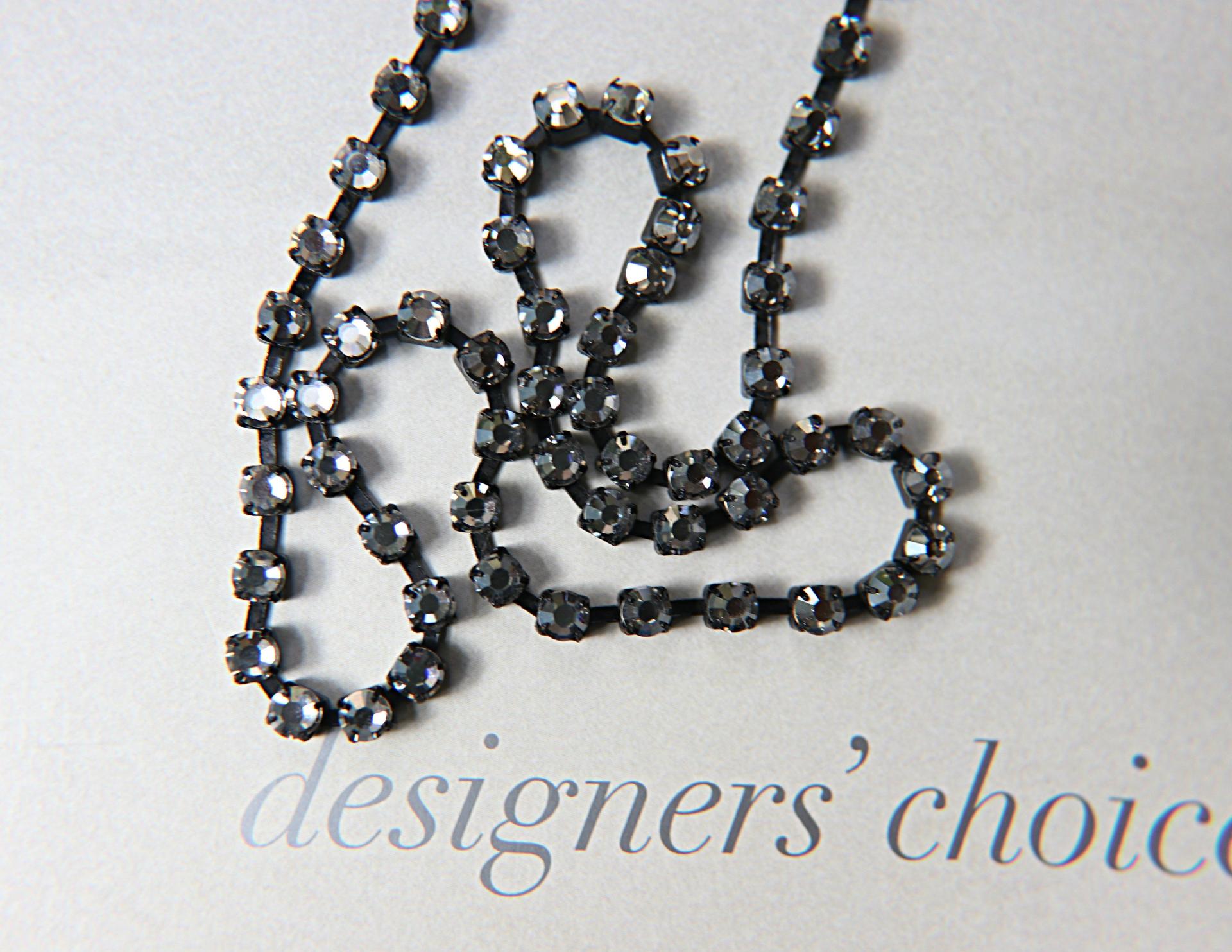 16ss Swarovski 2088 Chain in Flat Back Crystal Silver Shade (4mm) 0.5/1/2/5 Meters Vintage Black Settings