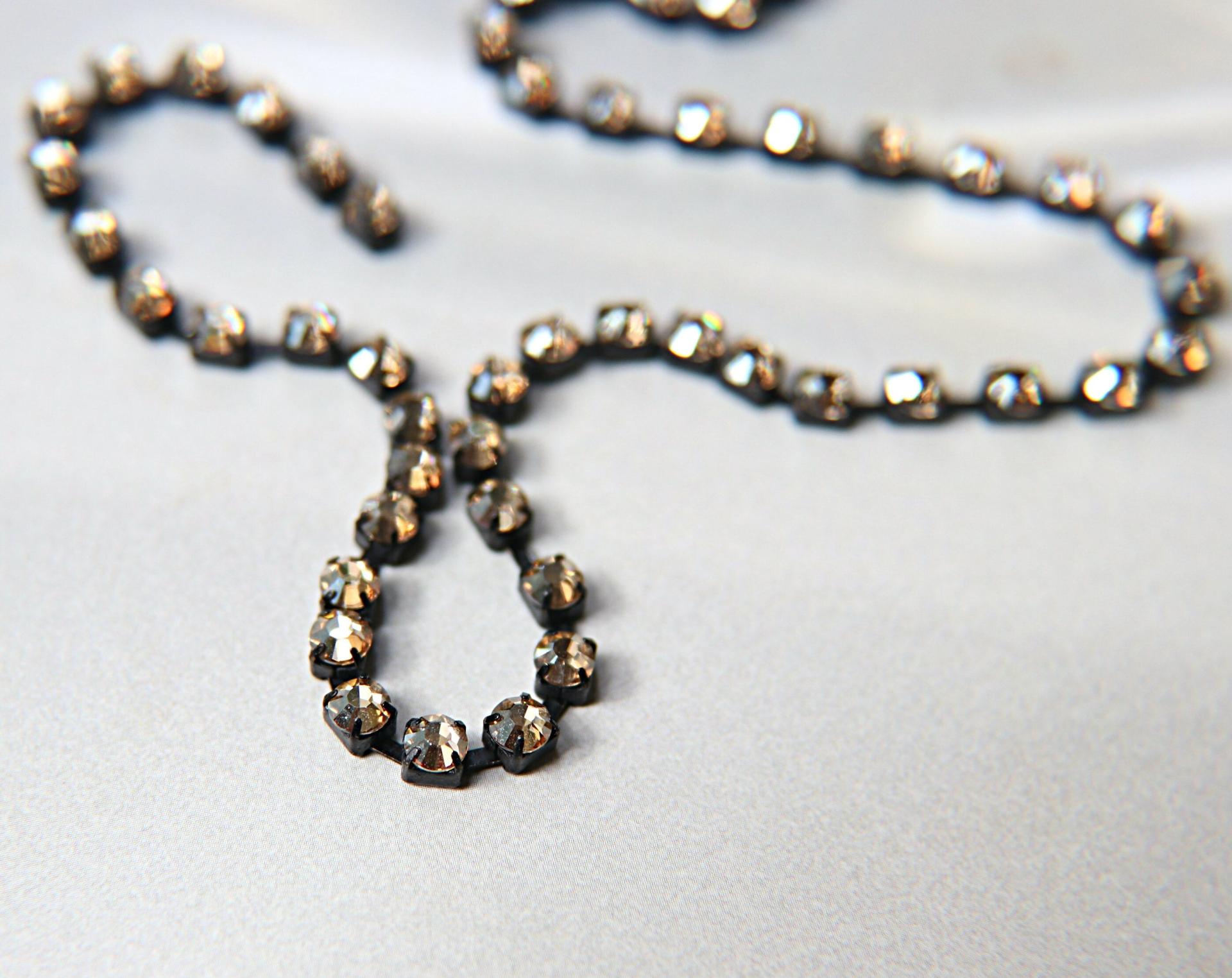 16ss Swarovski 2088 Chain in Flat Back Crystal Golden Shadow (4mm) 0.5/1/2/5 Meters Vintage Black Settings Bridal Supplies|Jewelry Making