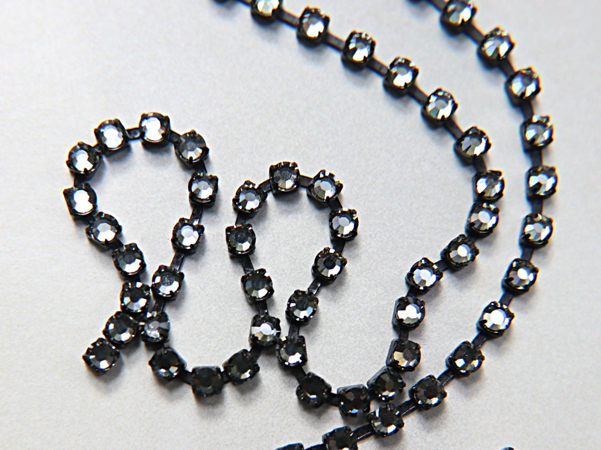 16ss Swarovski 2088 Chain in Flat Back Black Diamond (4mm) 0.5/1/2/5 Meters Vintage Black Settings Wedding Bridal Supplies|Decoration