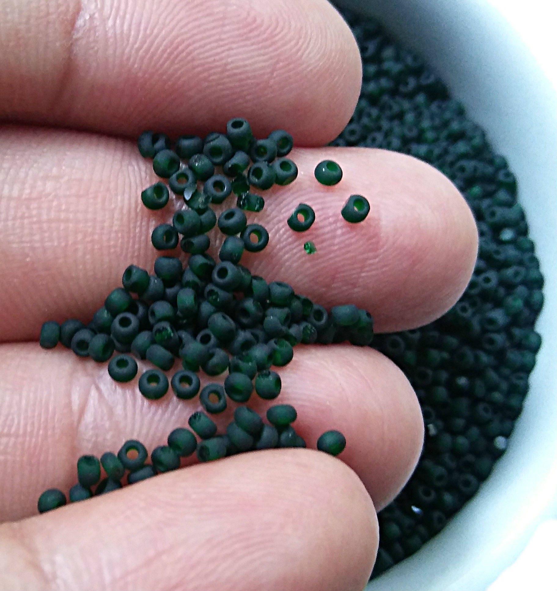 11/0 Charlotte true Cuts Beads Matt Deep Green Transparent 10/20/50/250/500 (10Grams 1300 Pieces)