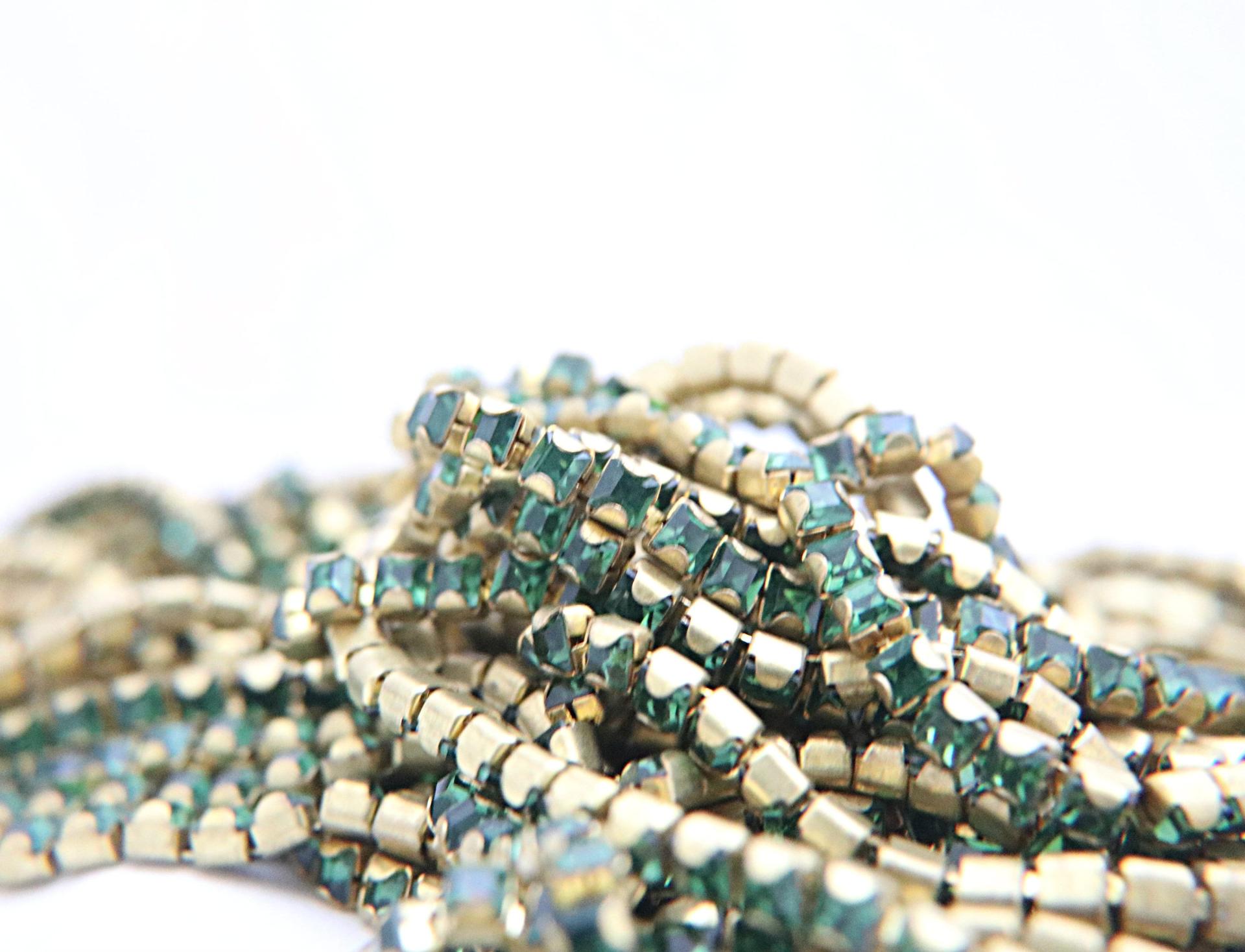 4mm Square Swarovski fancy Rhinestone Chain in Fern Green 0.5/1 Meter Brass Settings Wedding Bridal Supplies|Decoration