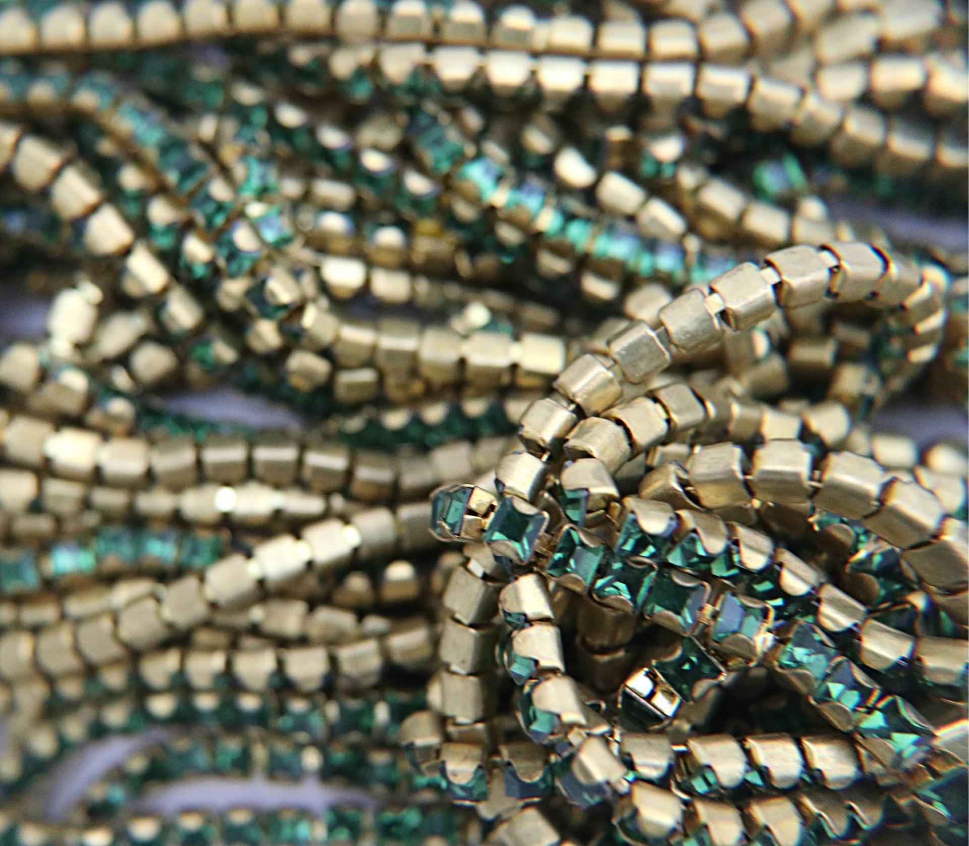 4mm Square Swarovski fancy Rhinestone Chain in Fern Green 0.5/1 Meter Brass Settings Wedding Bridal Supplies|Decoration