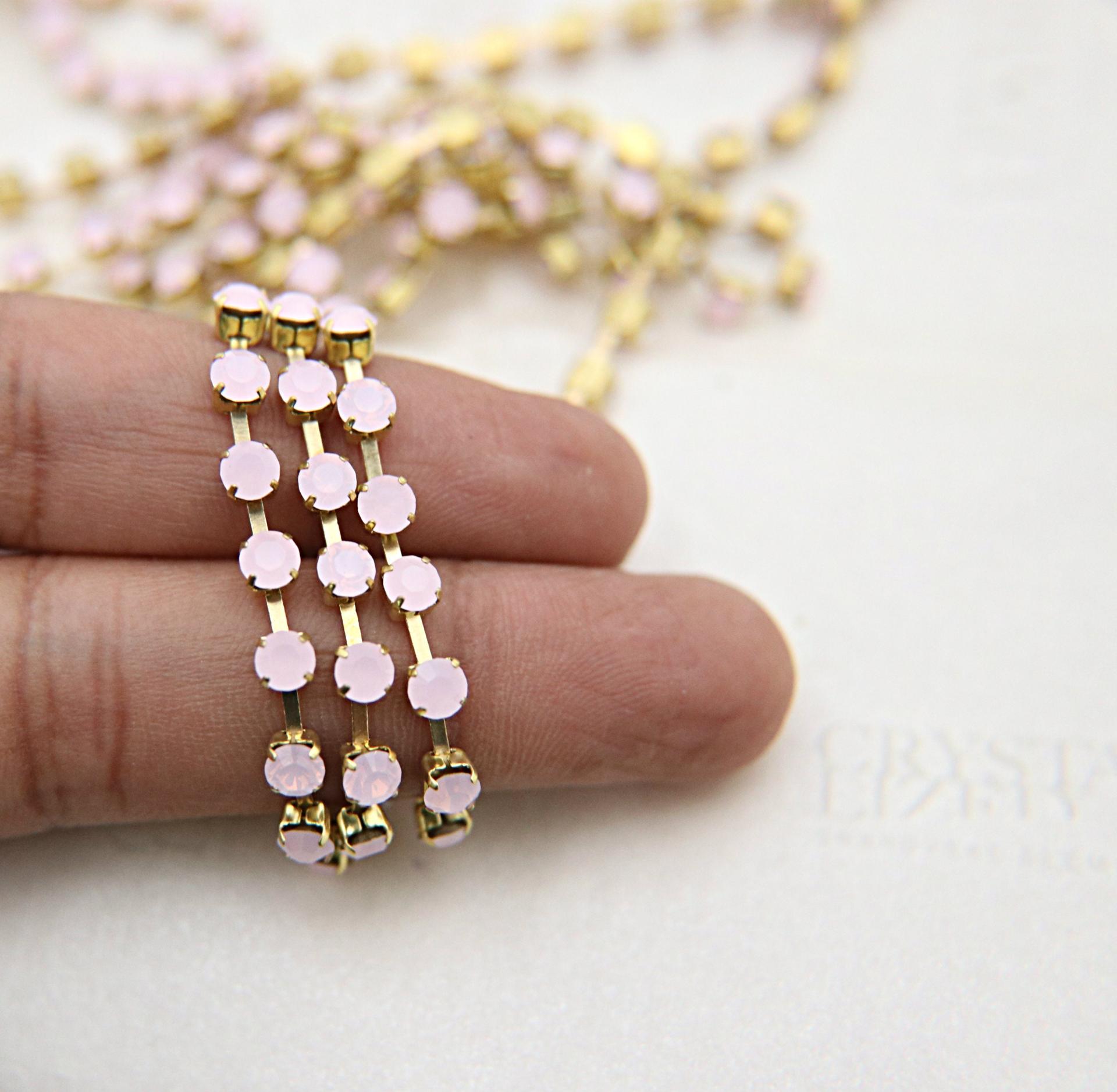 16 SS Rhinestone Chain Swarovski in Rose Water Opal 4mm 0.5/1/2/5/15 Meters vintage findings, strass chains