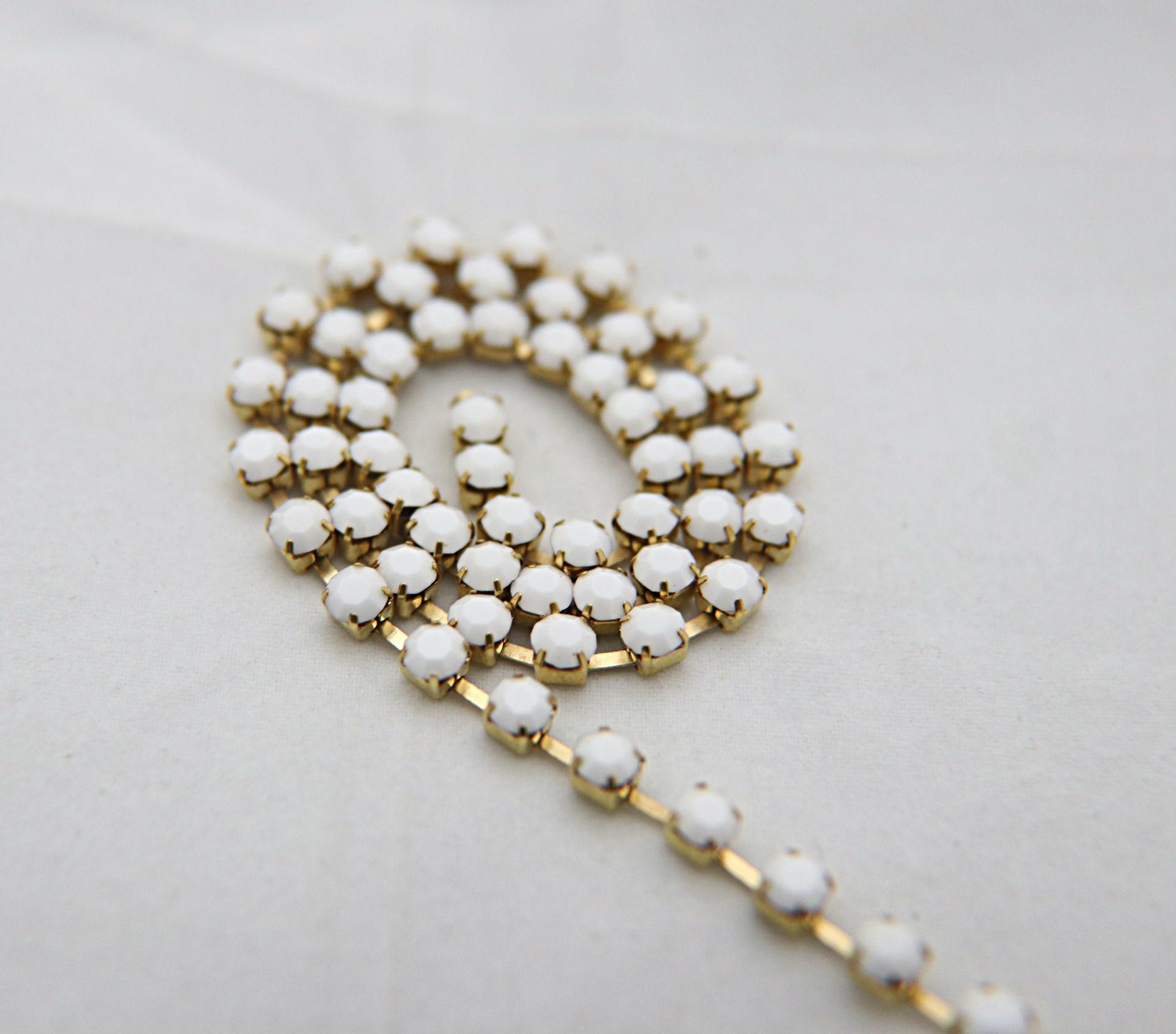 16ss Rhinestone Chain Swarovski in Chalk White (279) 4mm 0.5/1/2/5/15 Meters, vintage jewelry findings, wedding embellishments, embroidery