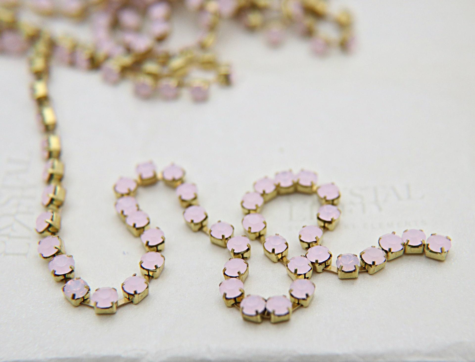 16 SS Rhinestone Chain Swarovski in Rose Water Opal 4mm 0.5/1/2/5/15 Meters vintage findings, strass chains