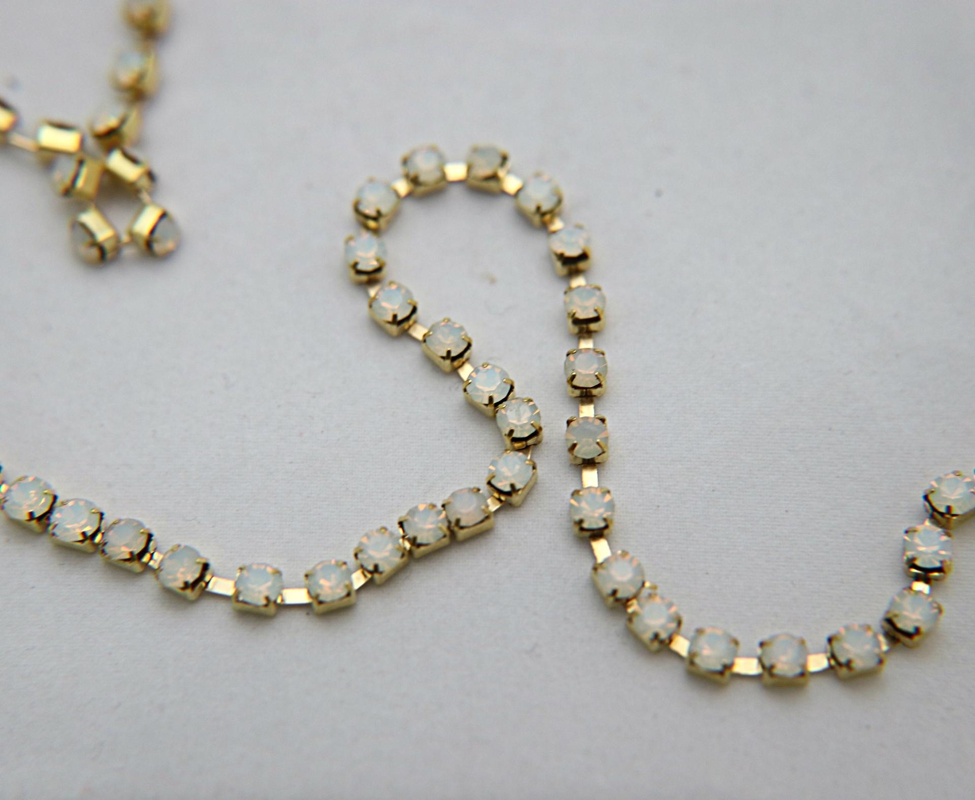 12ss Preciosa Rhinestone Chain (5 colors) 3mm 1/2/5/15 Meters Wedding Bridal Supplies, strass chains, embroidery materials