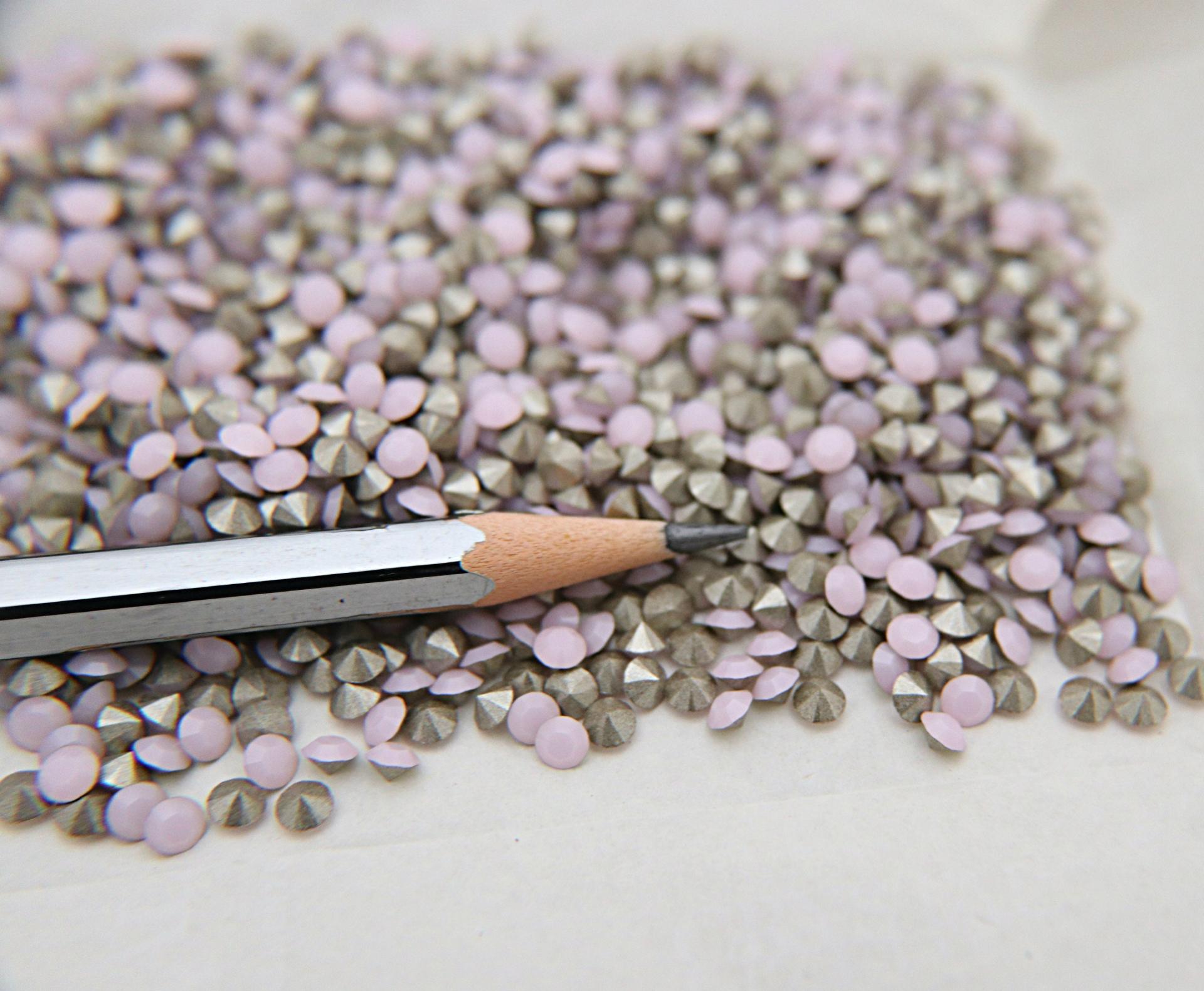 Swarovski Crystal PP31 4mm Rose Alabaster Xilion 1028 Chatons 72/144/1440 Pieces Vintage Swarovski, zirconium, Crystal Clay, Jewelry Repair