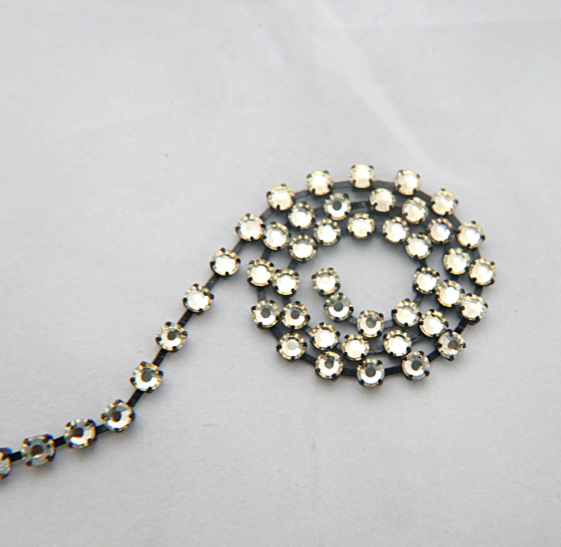 16ss Swarovski 2088 Chain in Flat Back Crystal Golden Honey (4mm) 0.5/1/2/5 Meters Vintage Black Settings Bridal Supplies|Jewelry Making