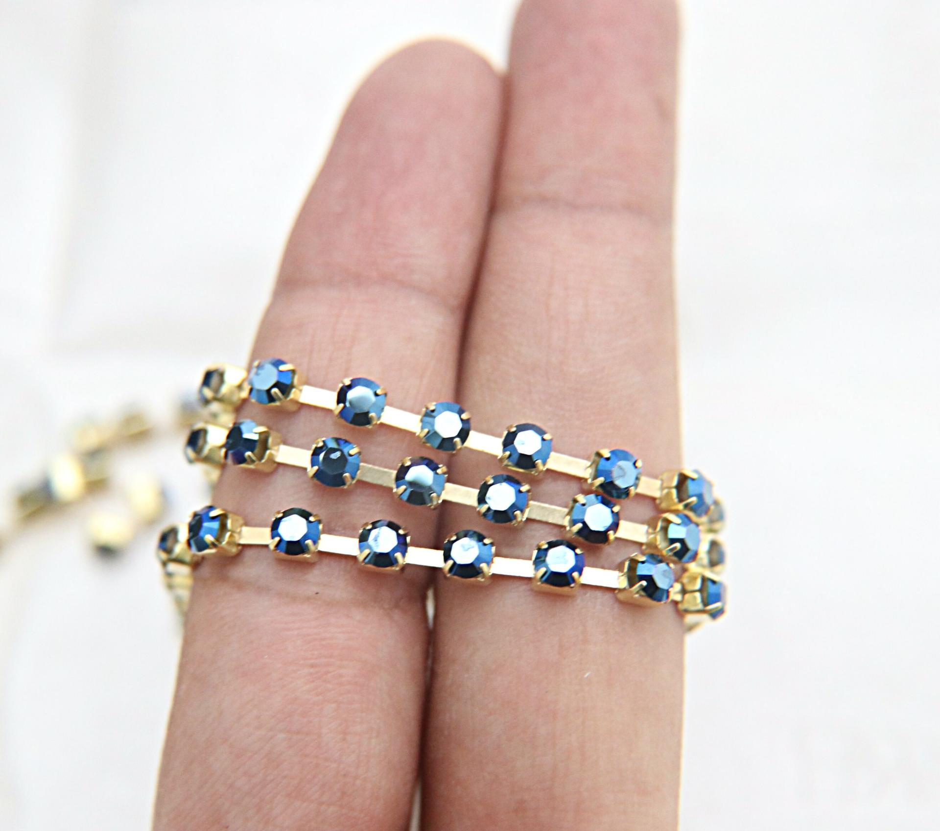 16 SS Rhinestone Chain Swarovski in Crystal Metallic Blue 4mm 0.5/1/2/5/15 Meters vintage findings, strass chains, craft supplies, rare