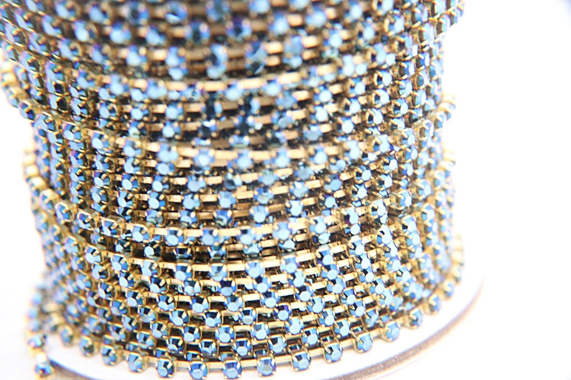 16 SS Rhinestone Chain Swarovski in Crystal Metallic Blue 4mm 0.5/1/2/5/15 Meters vintage findings, strass chains, craft supplies, rare