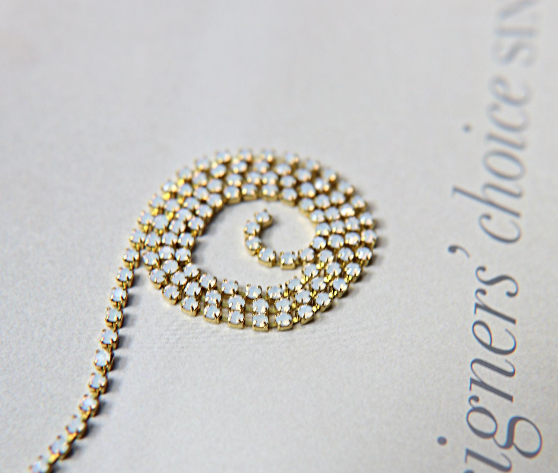 14PP Rhinestone Chain Swarovski vintage 2mm (0.5/1/2/5 meters) vintage findings, strass chains, craft supplies , wedding decorations, laces