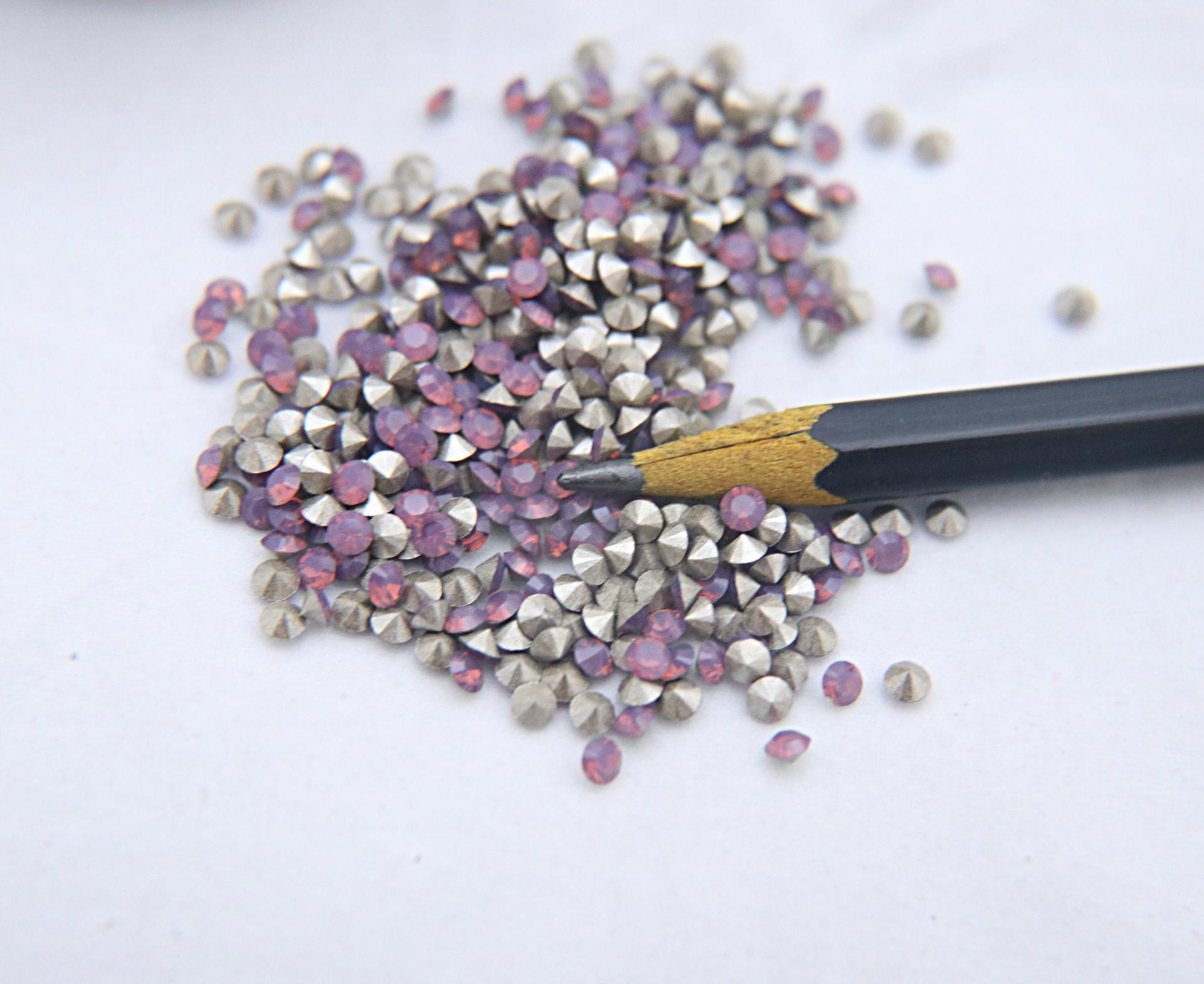 Swarovski Crystal 1028 3mm (PP24) Cyclamen Opal Xilion Chatons 72/144/1440 Pieces Vintage Swarovski, zirconium, hobby craft