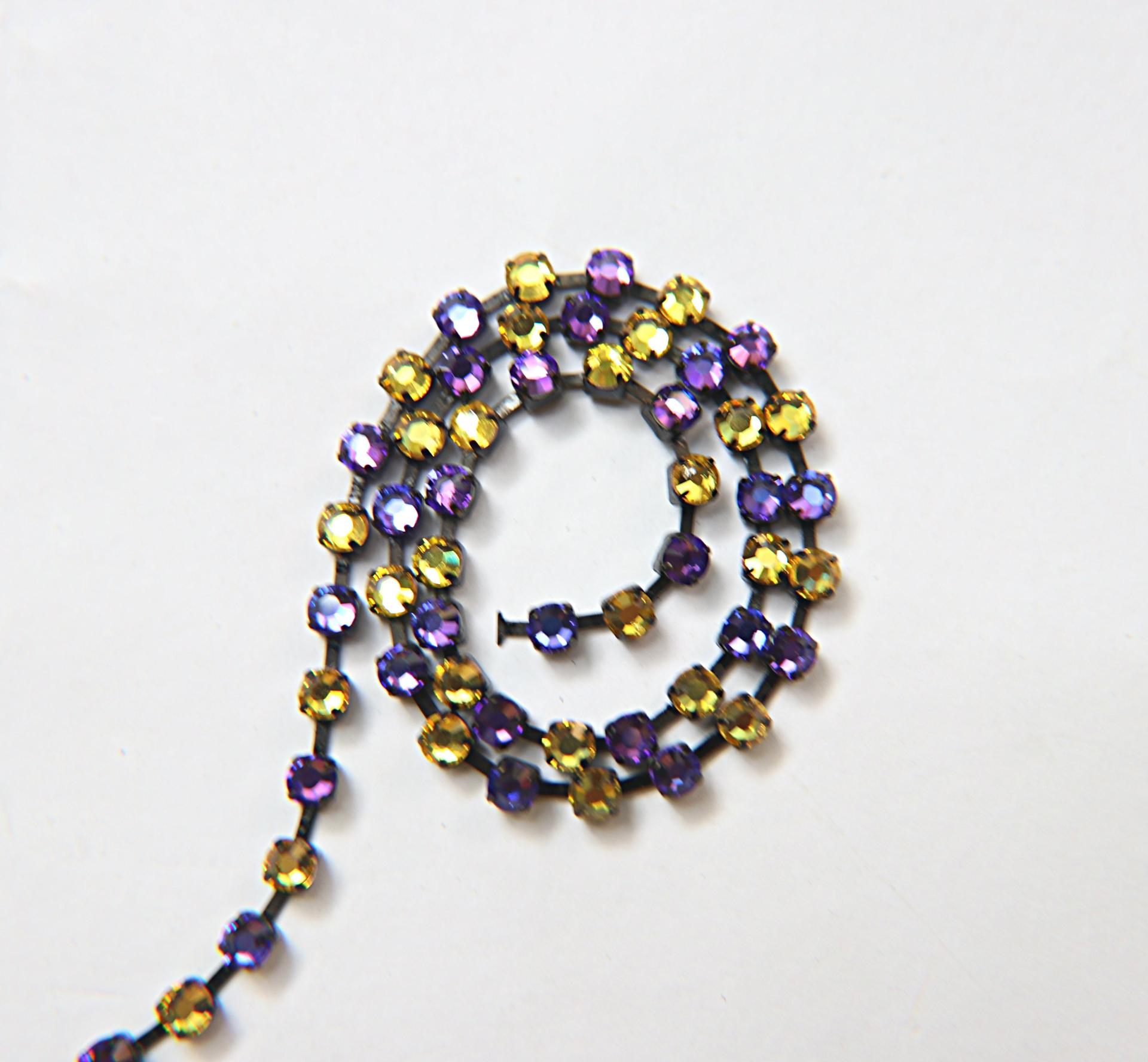 16ss Swarovski 2088 Chain in Flat Back Purple Mix (4mm) 0.5/1/2/5 Meters Vintage Black Settings Bridal Supplies, strass chains, embroidery