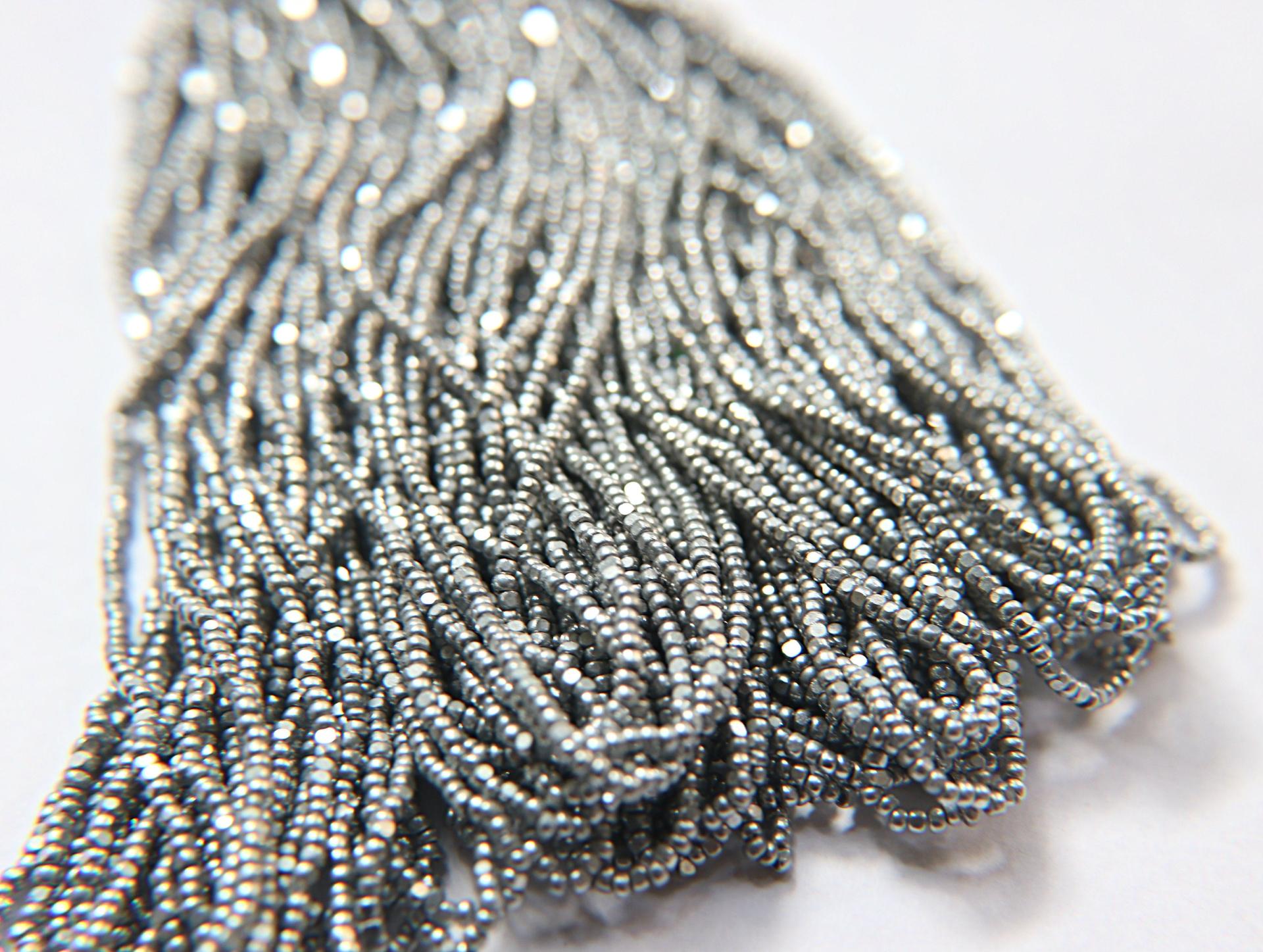13/0 Hanks Charlotte Cut Beads Metallic Aluminium Silver 1/5/25/50/100 Hanks 1.6mm embroidery materials, bijoux findings, rare beads vintage
