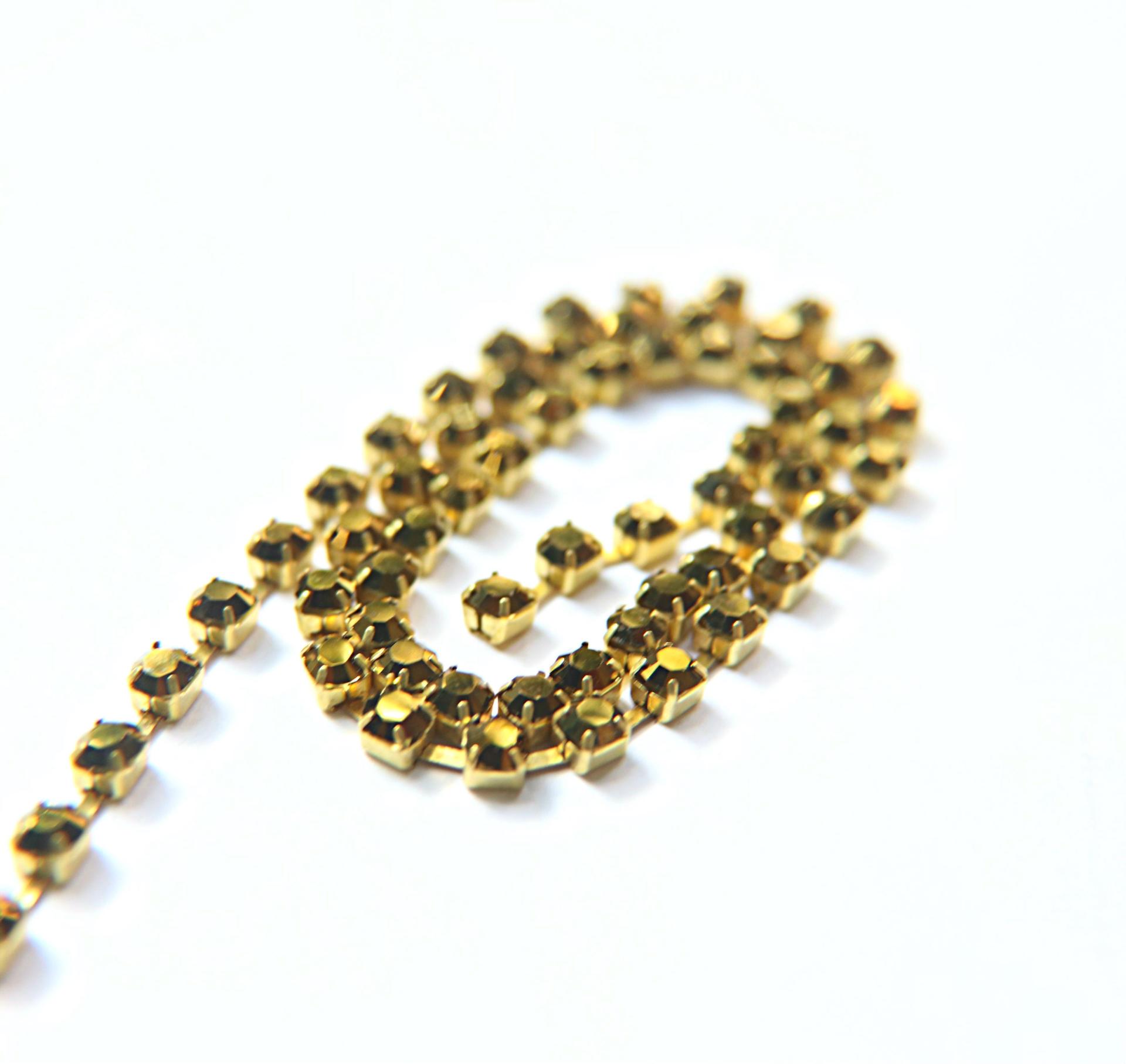 18ss Swarovski Rhinestone Chain in Crystal Dorado (4.2mm) 0.5/1/2/5 Meters Bridal Supplies, Jewelry, vintage findings, embroidery materials