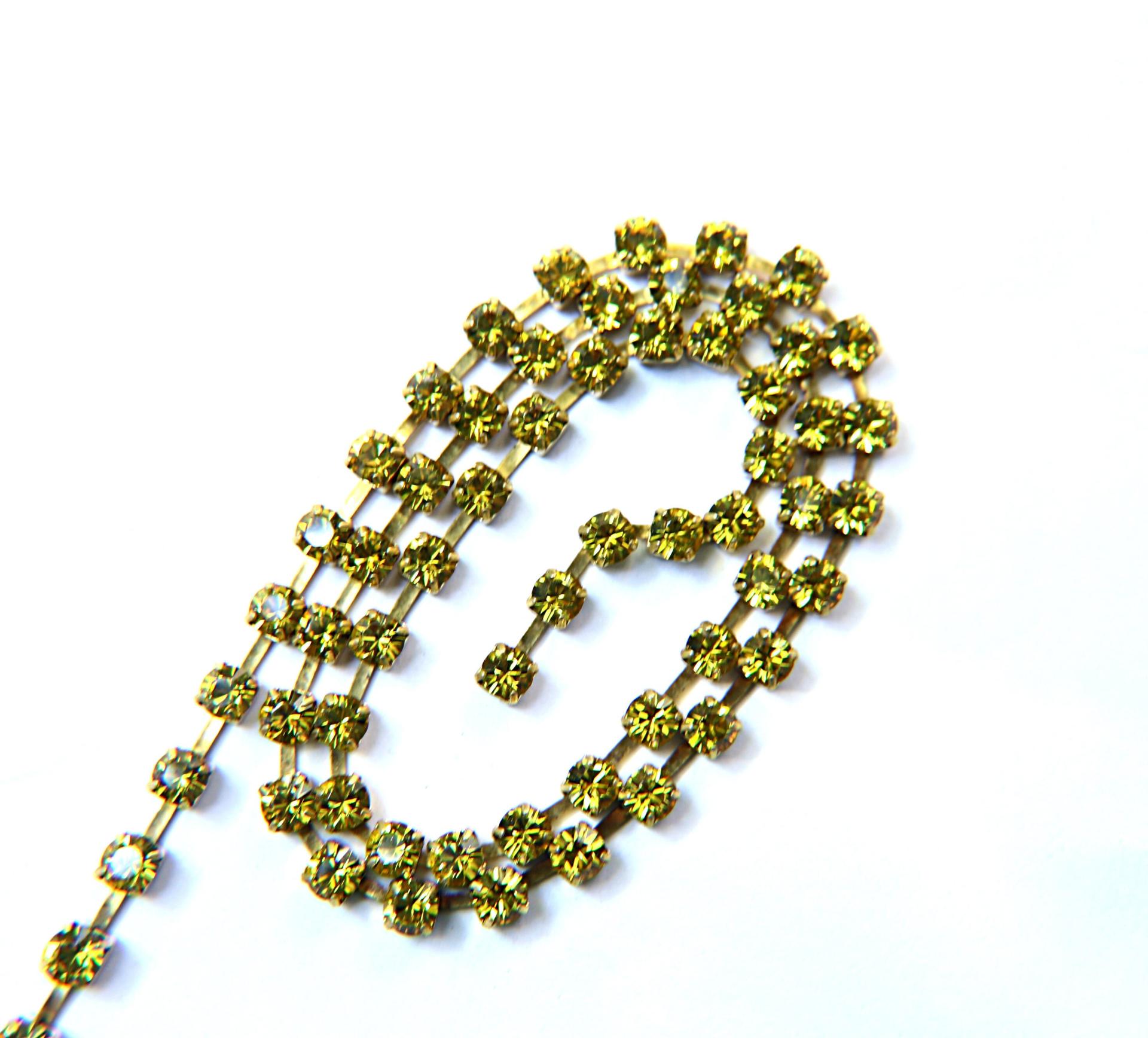 18ss Swarovski Rhinestone Chain in Lime (4.2mm) 0.5/1/2/5 Meters Bridal Supplies, Jewelry, vintage findings, embroidery materials