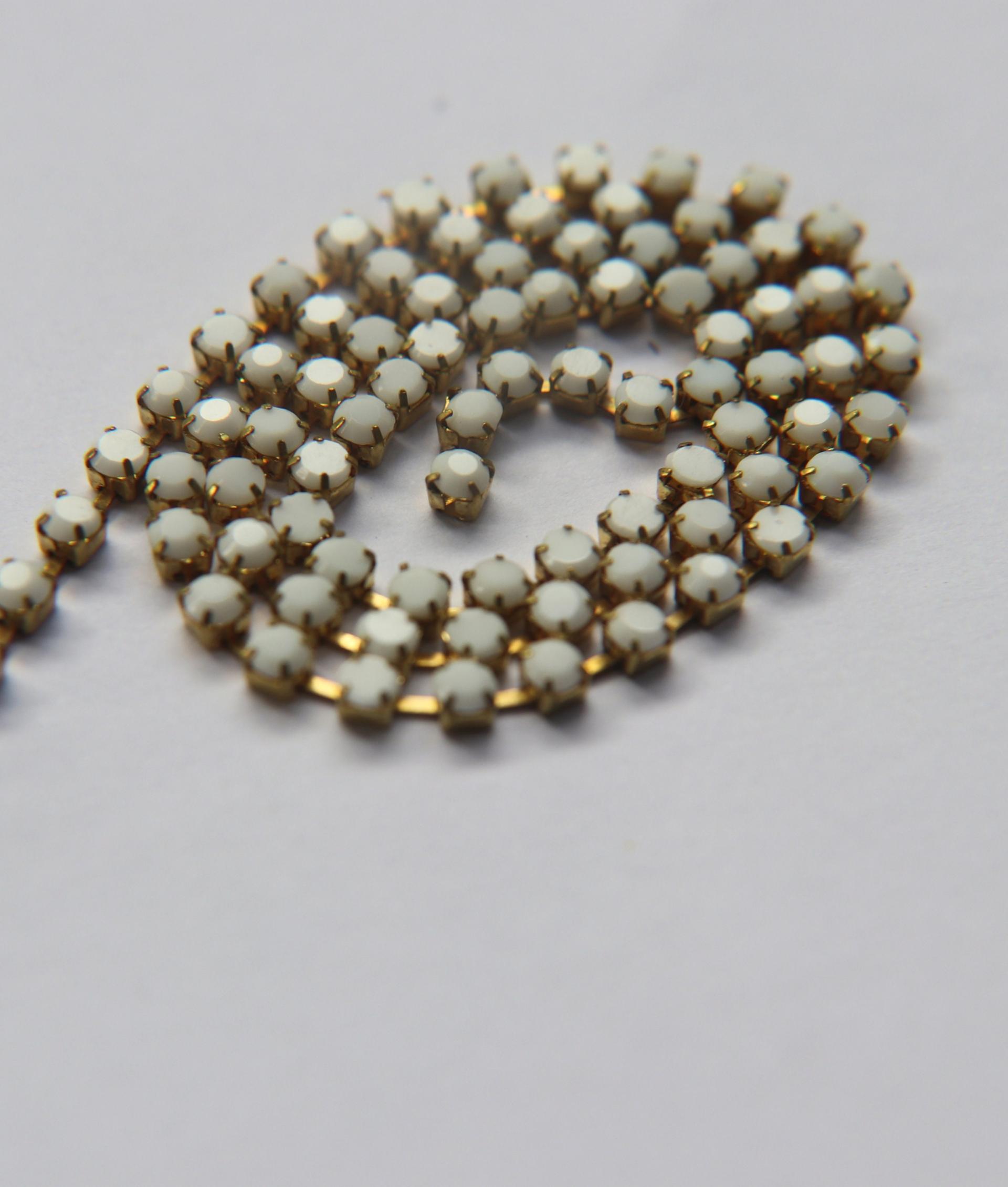 16 SS Rhinestone Chain Vintage Glass Pressed Chatons Chalk White Opaque (4mm) 1/2/5/15 Meters embroidery materials, craft vintage findings
