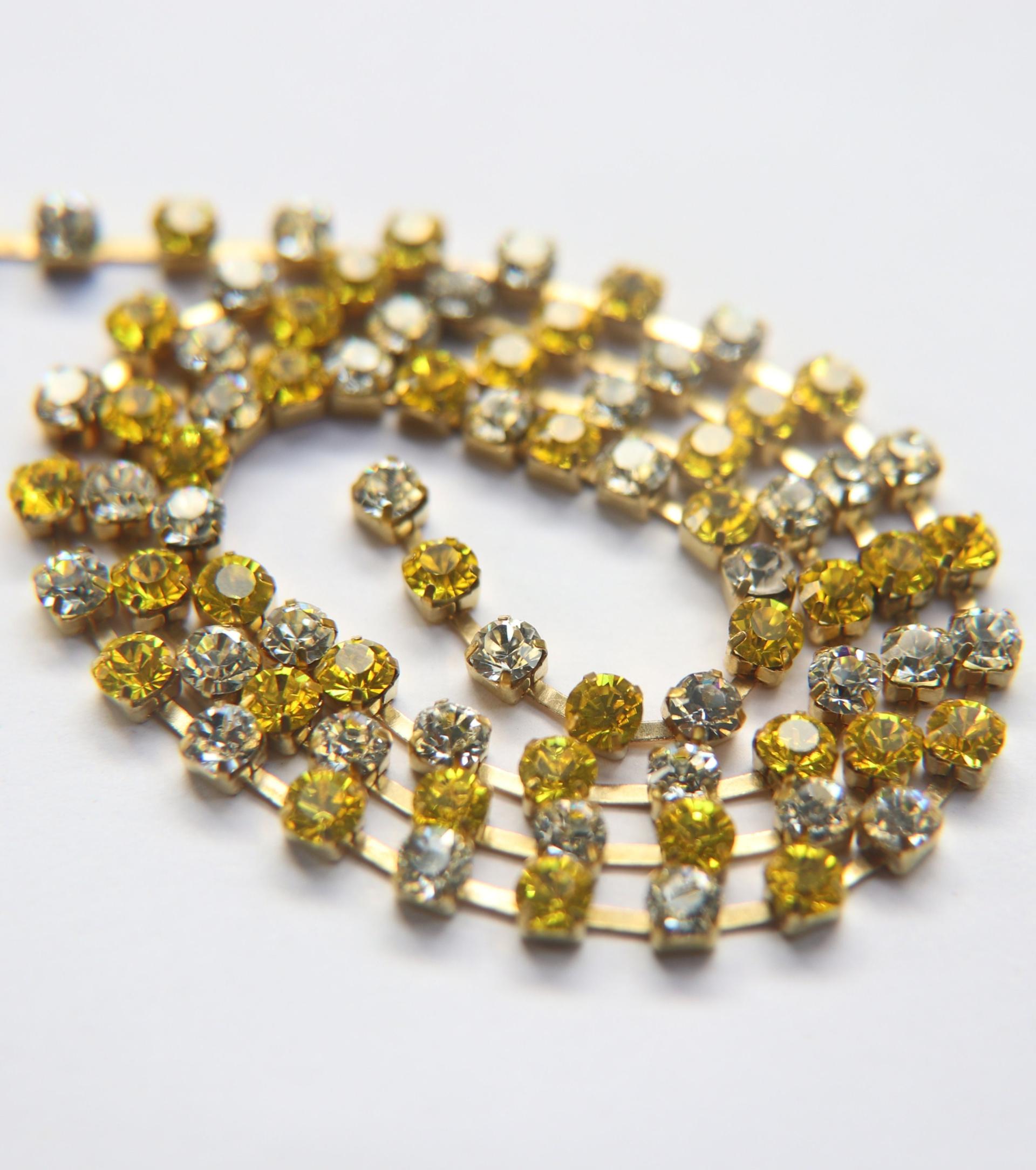 16 SS Rhinestone Chain Swarovski in Crystal & Light Topaz 4mm 0.5/1/2/5/15 Meters embroidery materials craft vintage findings premium supply