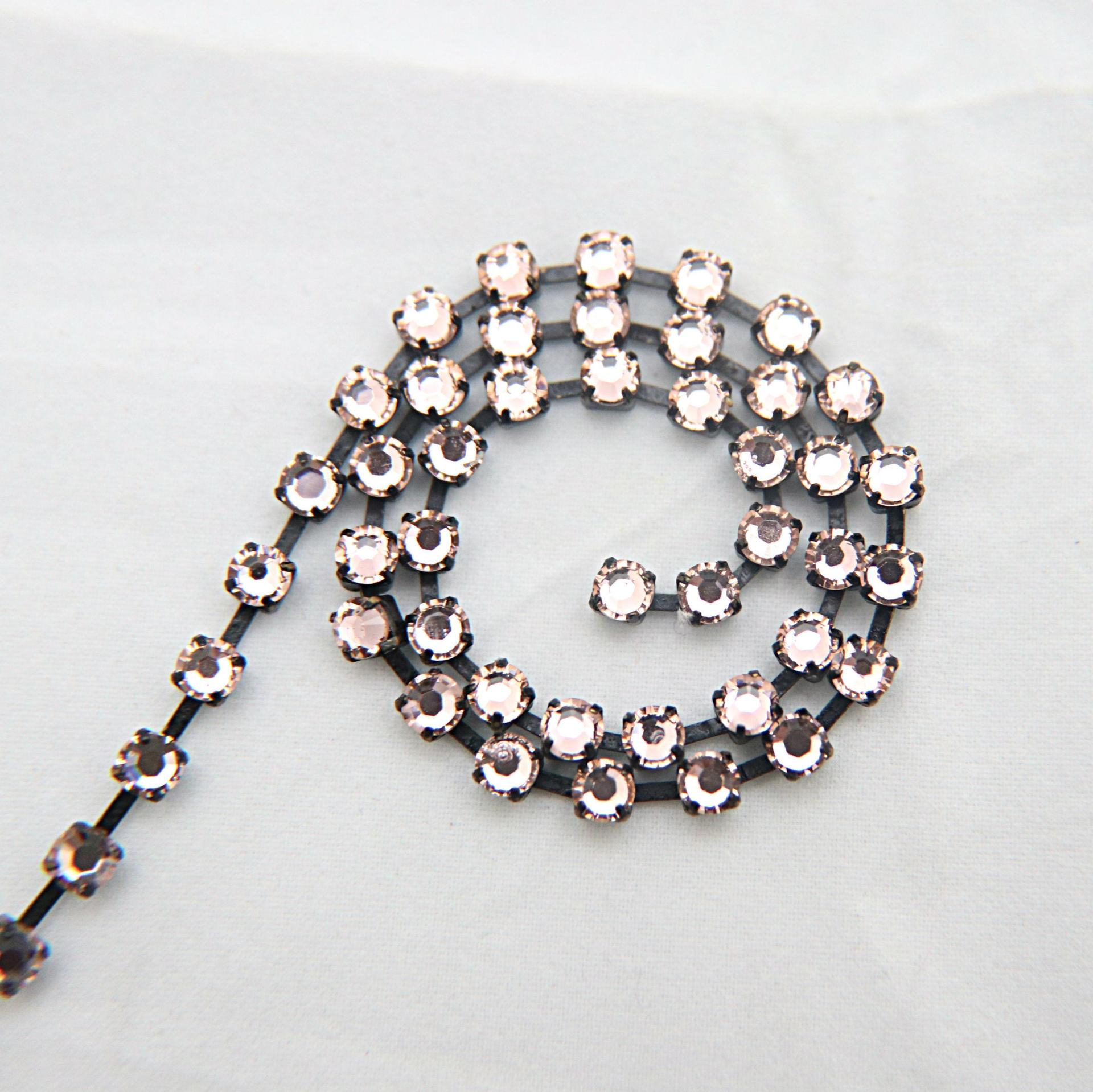16ss Swarovski 2088 Chain in Flat Vintage Rose (4mm) 0.5/1/2/5 Meters Vintage Black Settings Bridal Supplies|Jewelry Making, embellishments