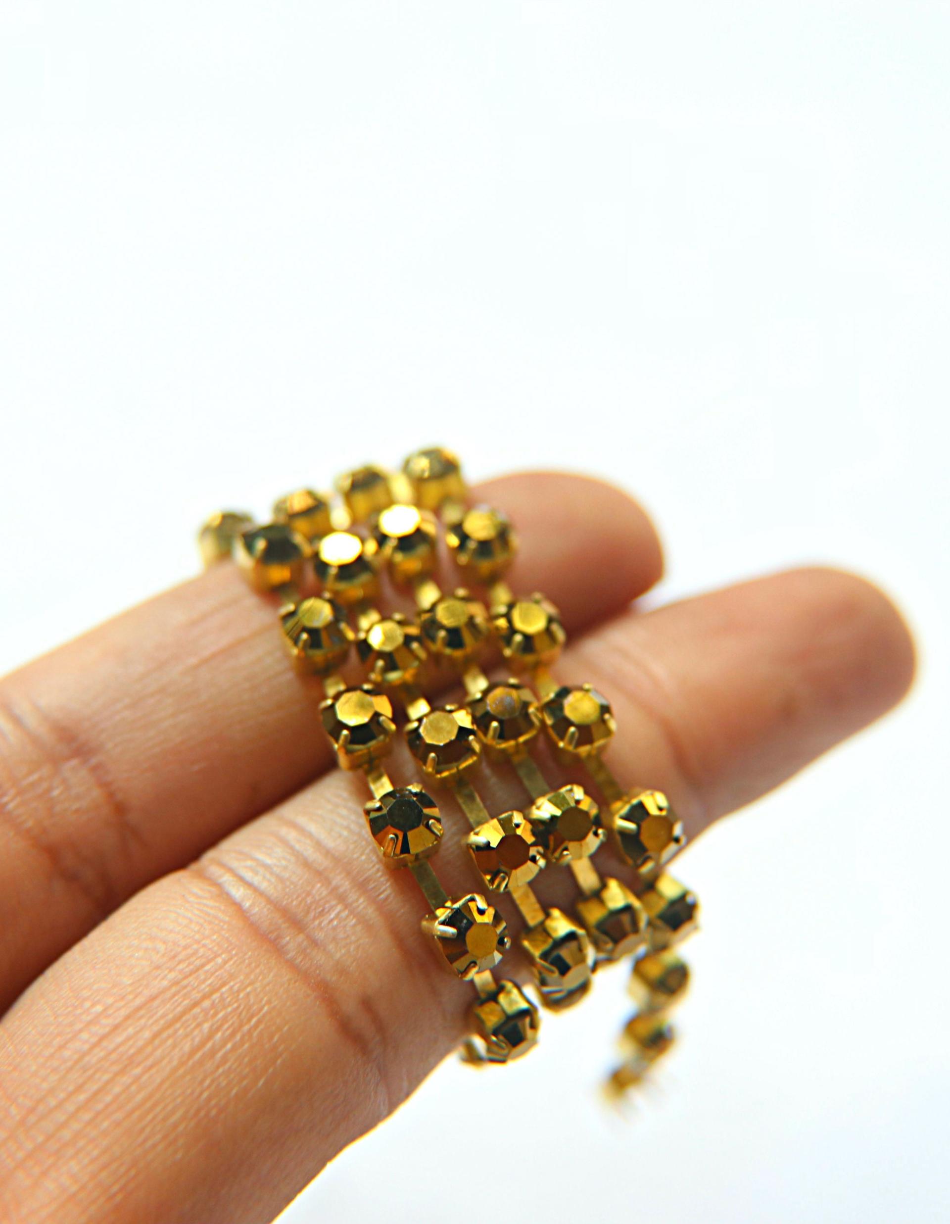 18ss Swarovski Rhinestone Chain in Crystal Dorado (4.2mm) 0.5/1/2/5 Meters Bridal Supplies, Jewelry, vintage findings, embroidery materials