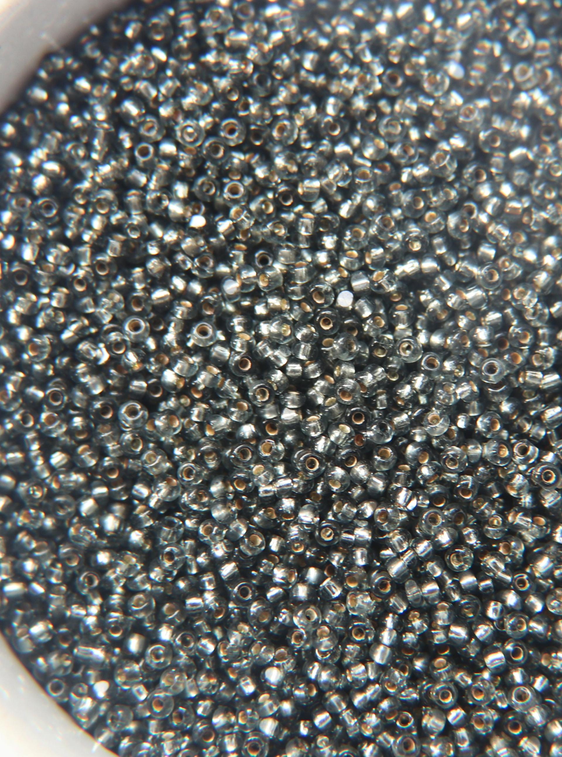 11/0 Charlotte true Cut Beads Silver Lined Black Diamond 10/20/50/250/500 Gms (10 Grams 1300) Pieces glass beads vintage findings