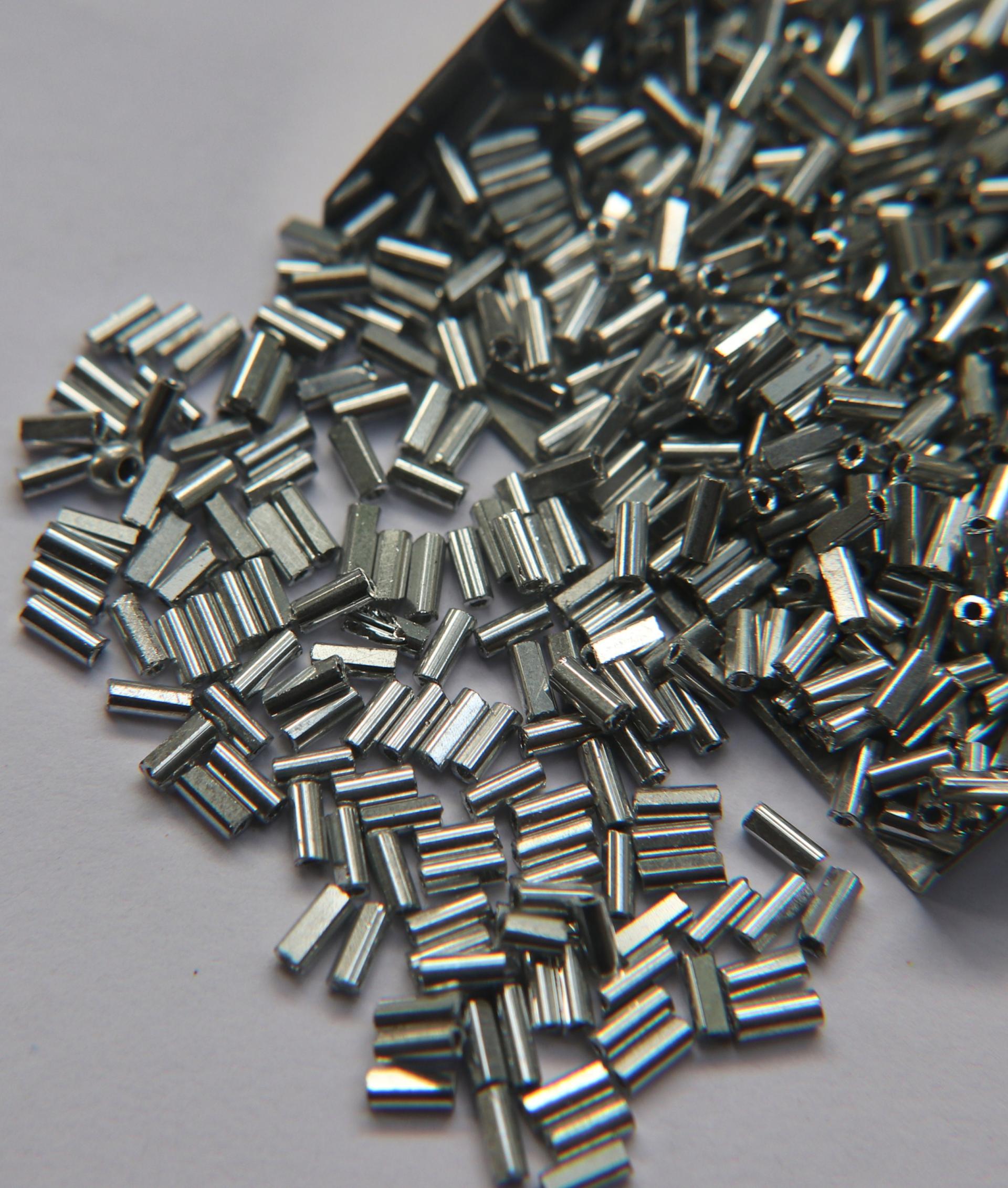 True Cuts Size 2 (2x4mm) Bugle Beads 5/10/20/50/250/500 Grams Metallic Aluminum Silver Preciosa Ornella loose tube beads embroidery material