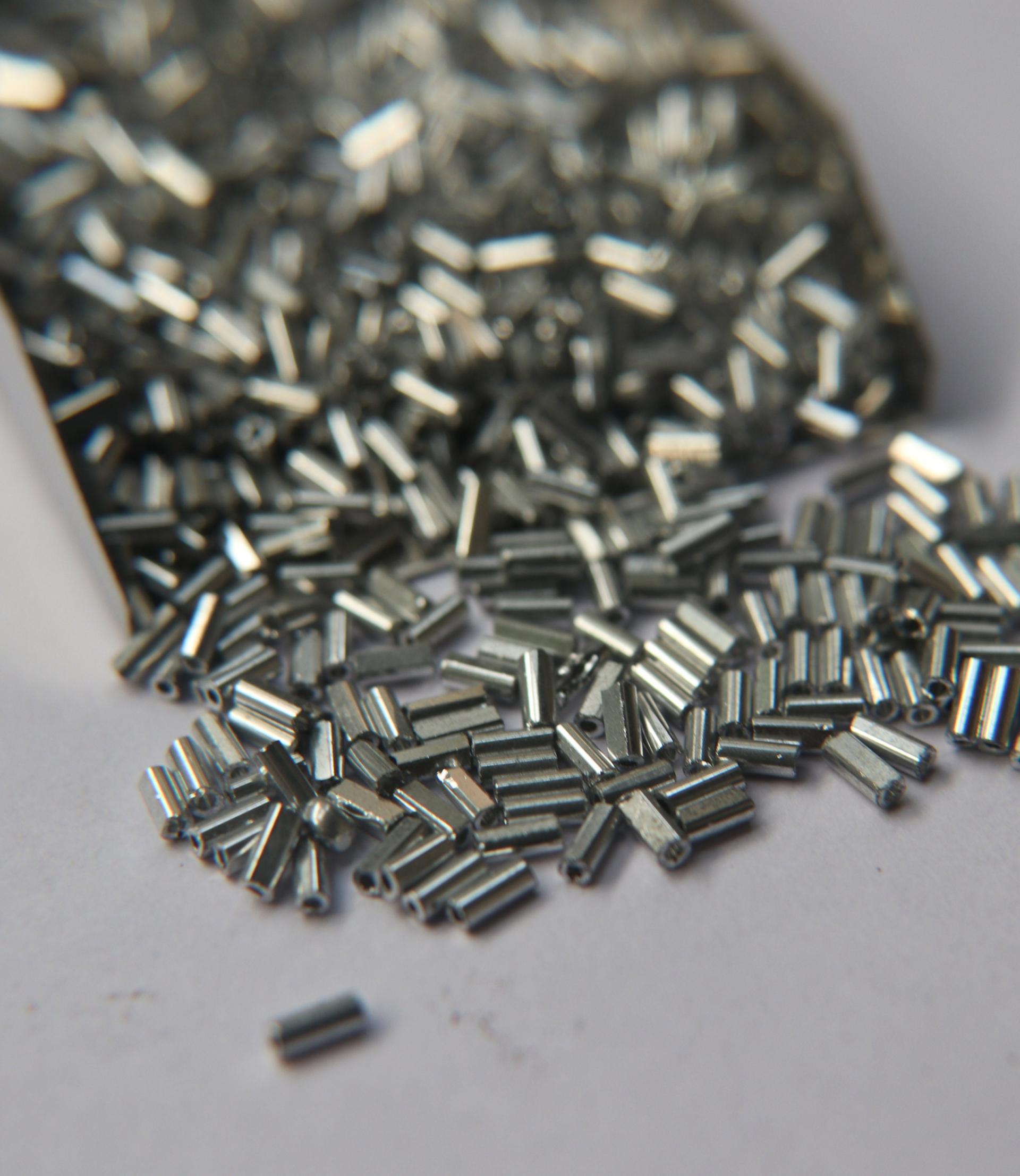 True Cuts Size 2 (2x4mm) Bugle Beads 5/10/20/50/250/500 Grams Metallic Aluminum Silver Preciosa Ornella loose tube beads embroidery material