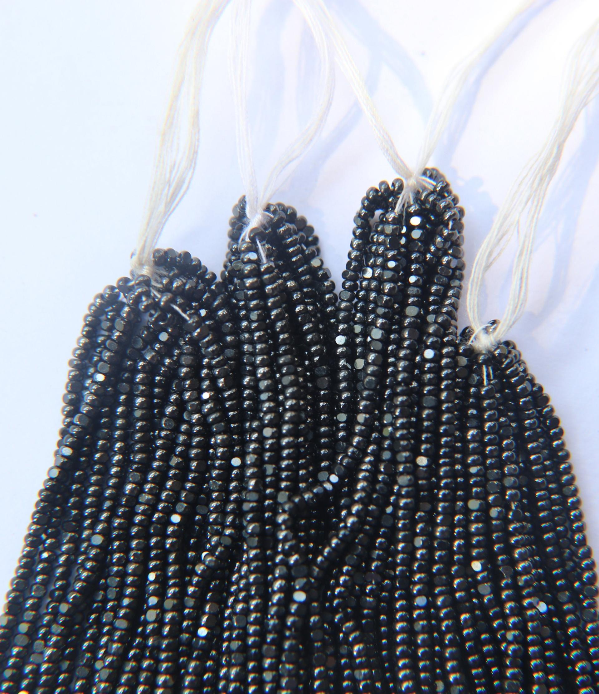 11/0 Hanks Charlotte Cut Beads Jet Hematite Metallic 1/5/25/50/100 Hanks 2.0mm glass beads, jewelry supply, findings, craft supply, vintage