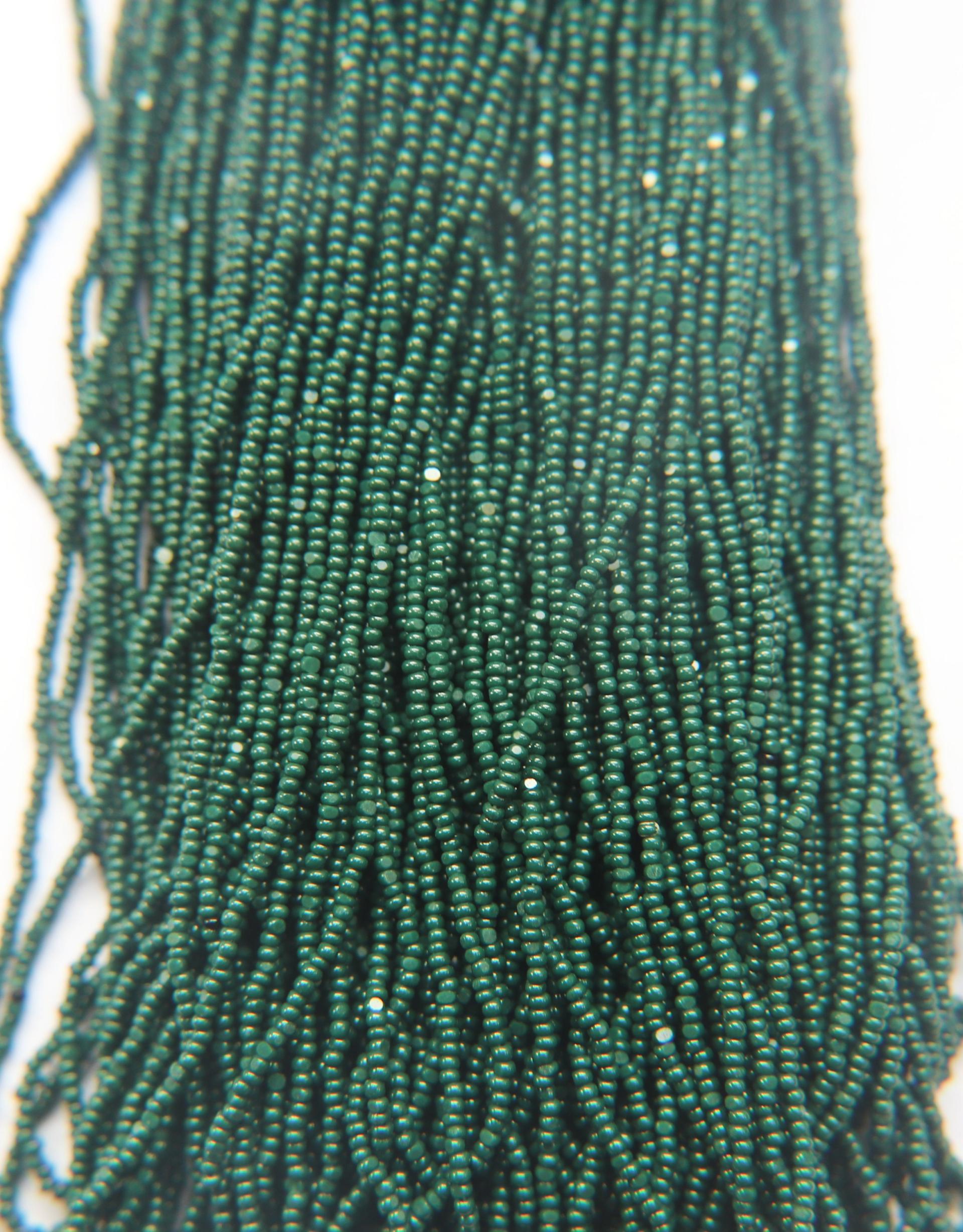 13/0 Hanks Charlotte Cut Beads 53270 Emerald Opaque 1/5/25/50/100 Hanks 1.6mm glass beads, jewelry supply, findings, craft supply, rare