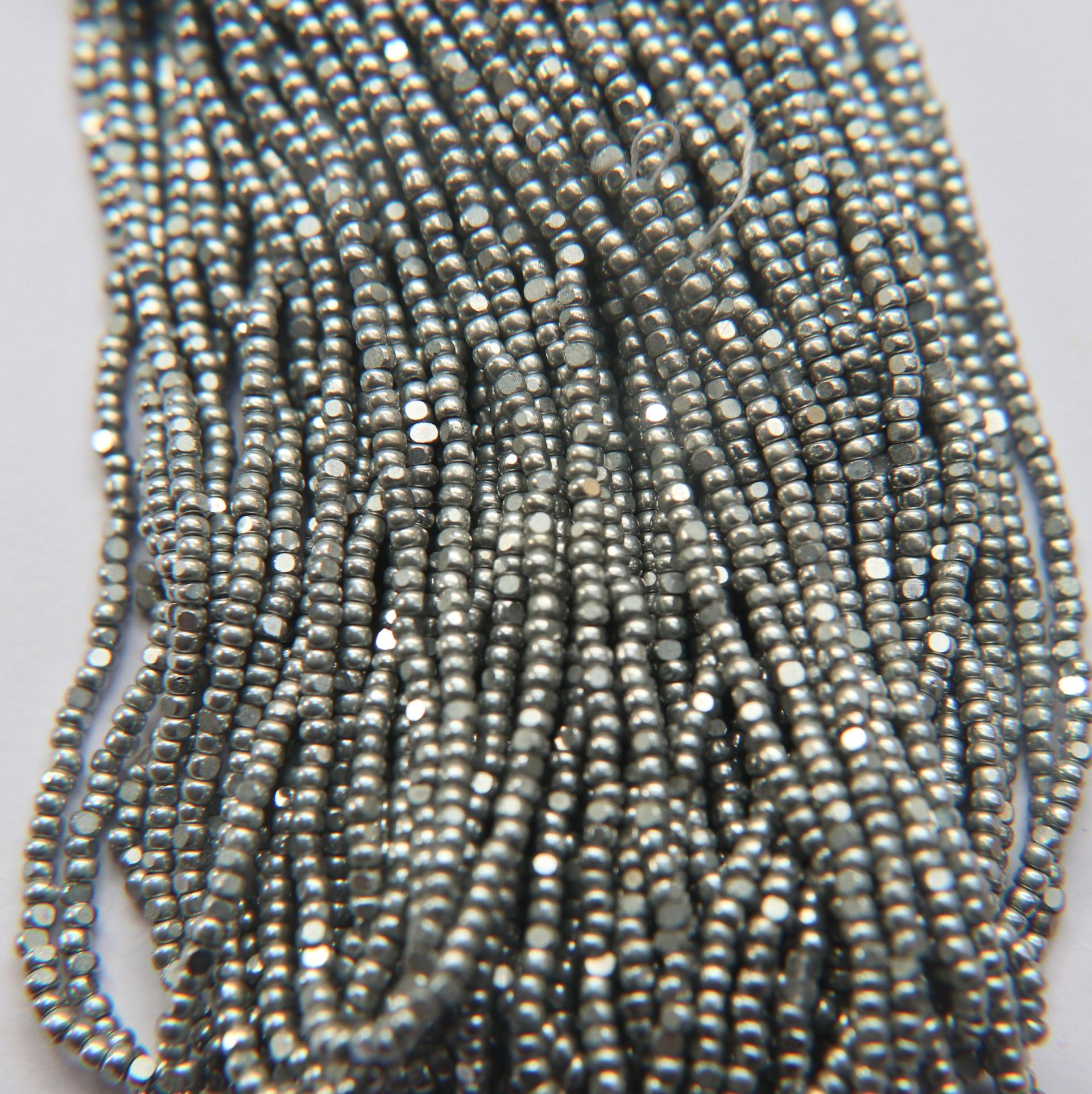 13/0 Hanks Charlotte Cut Beads Metallic Aluminium Silver 1/5/25/50/100 Hanks 1.6mm embroidery materials, bijoux findings, rare beads vintage